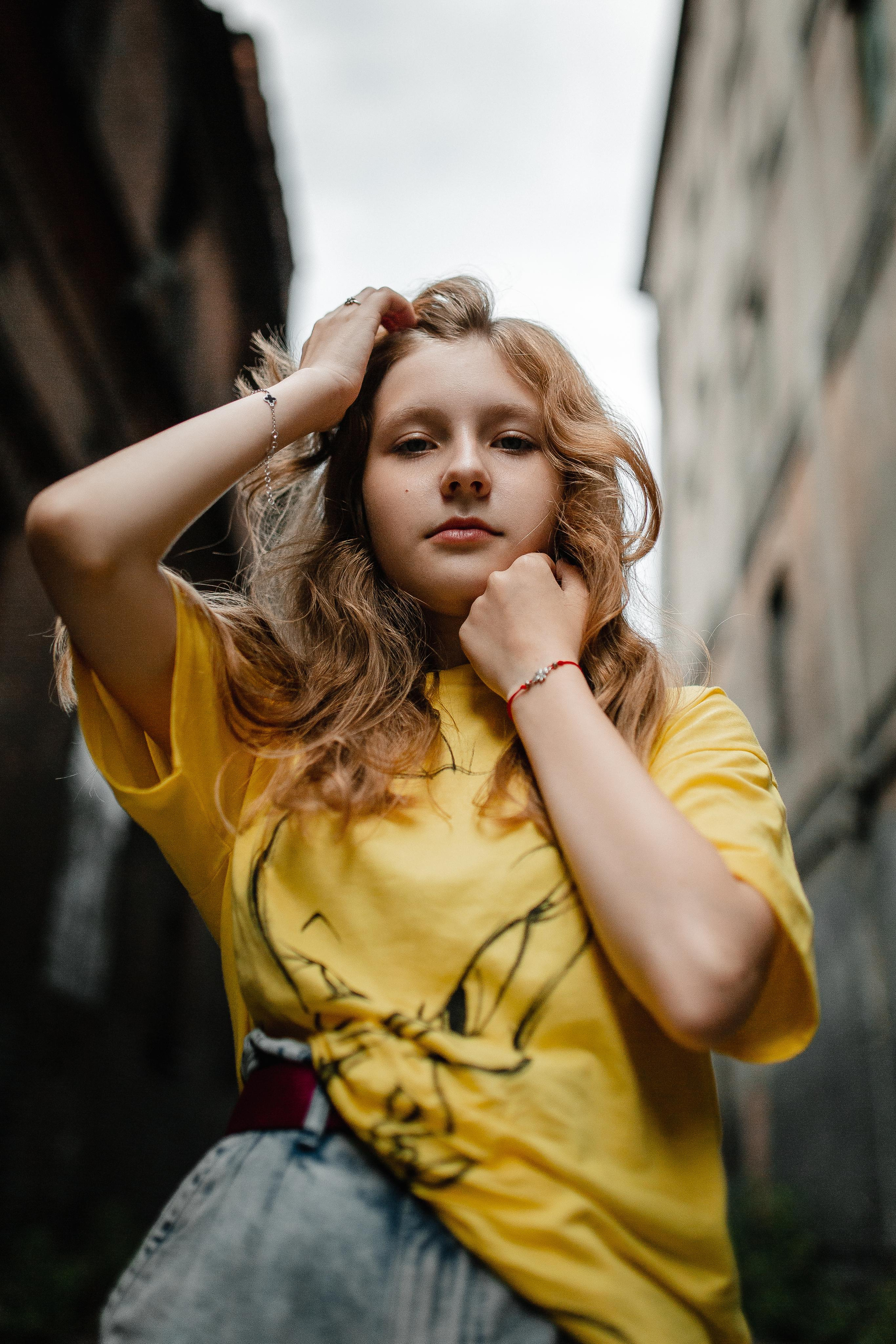 Лиза. Повзрослевшие дети)