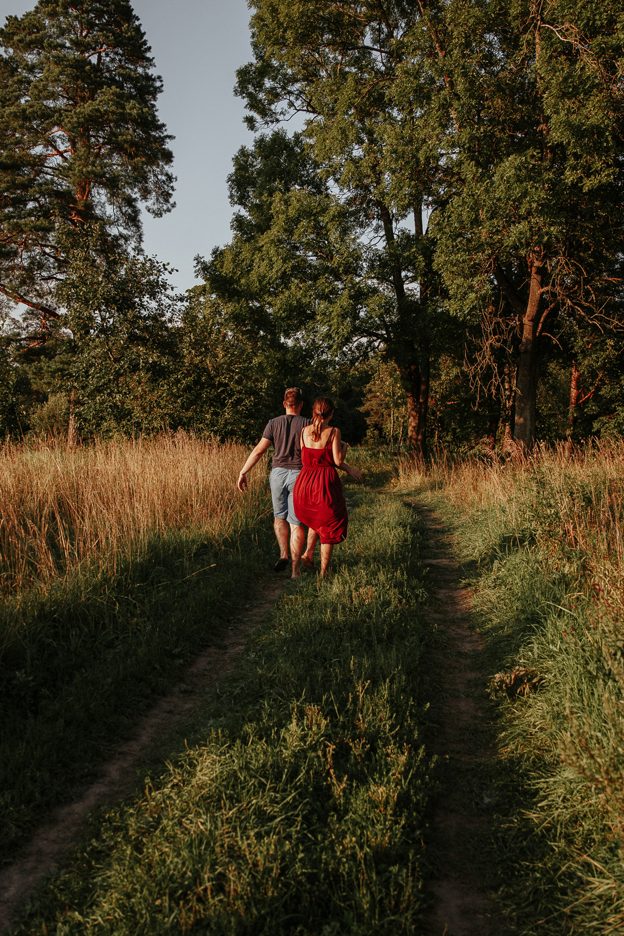 Назя и Миша. Солнце в городе.