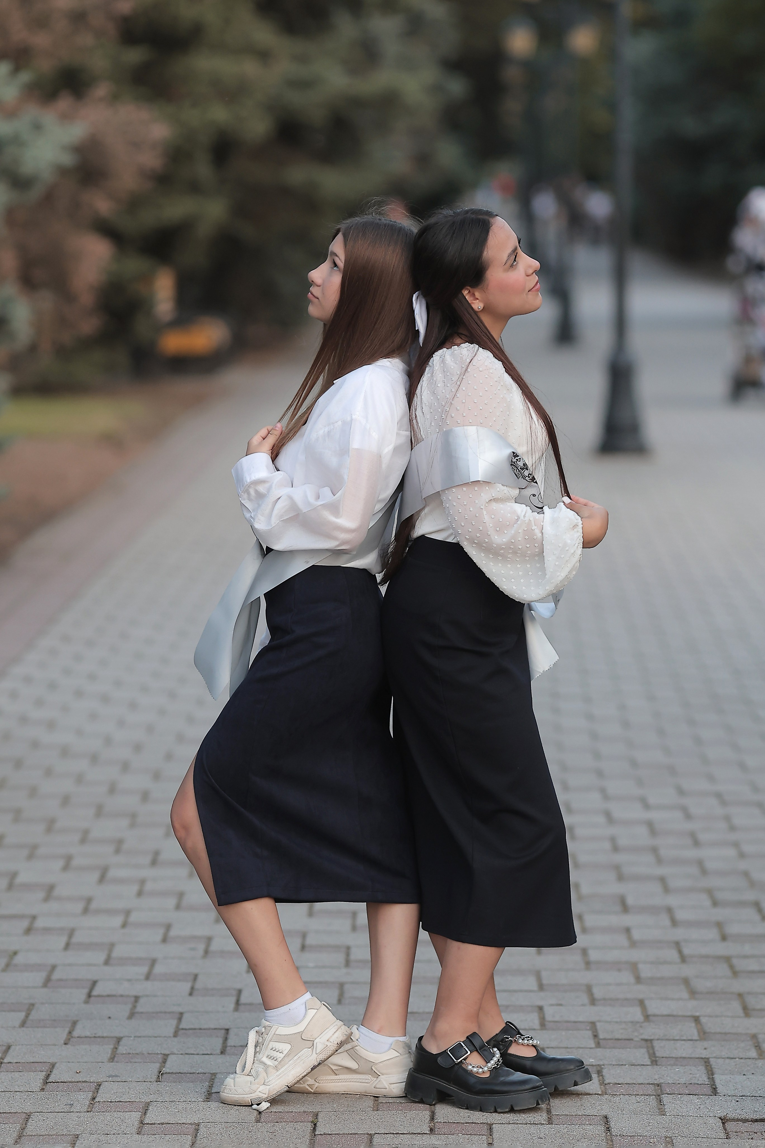 Кадры с фотосессии на выпускной альбом. 9 кл 5 шк Белая Глина. Фотограф Матвиенко Сергей. Выпускные альбомы. Свадьбы