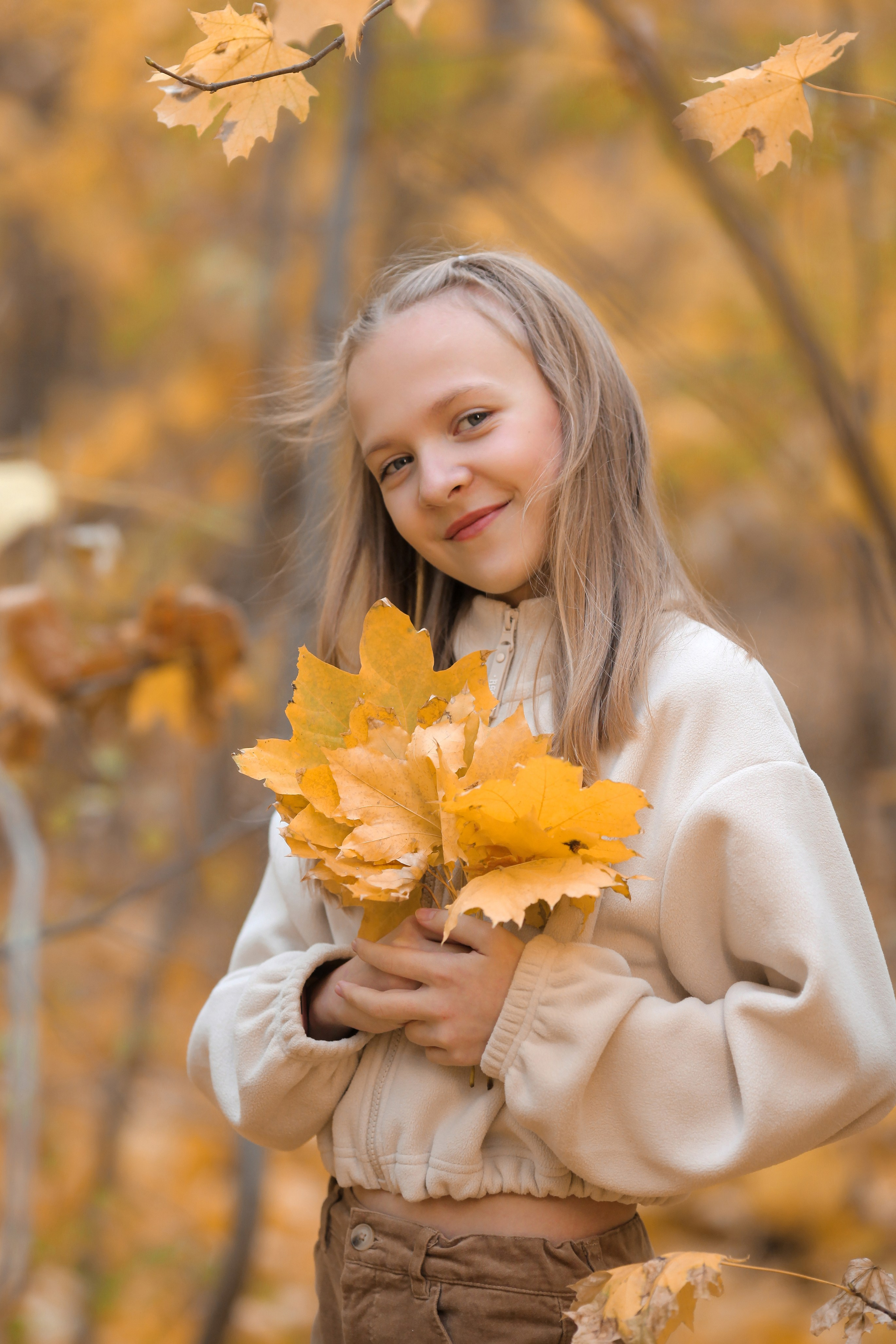 Полина. Осенний сет. 29.10.2024. Фотограф Матвиенко Сергей. Выпускные альбомы. Свадьбы