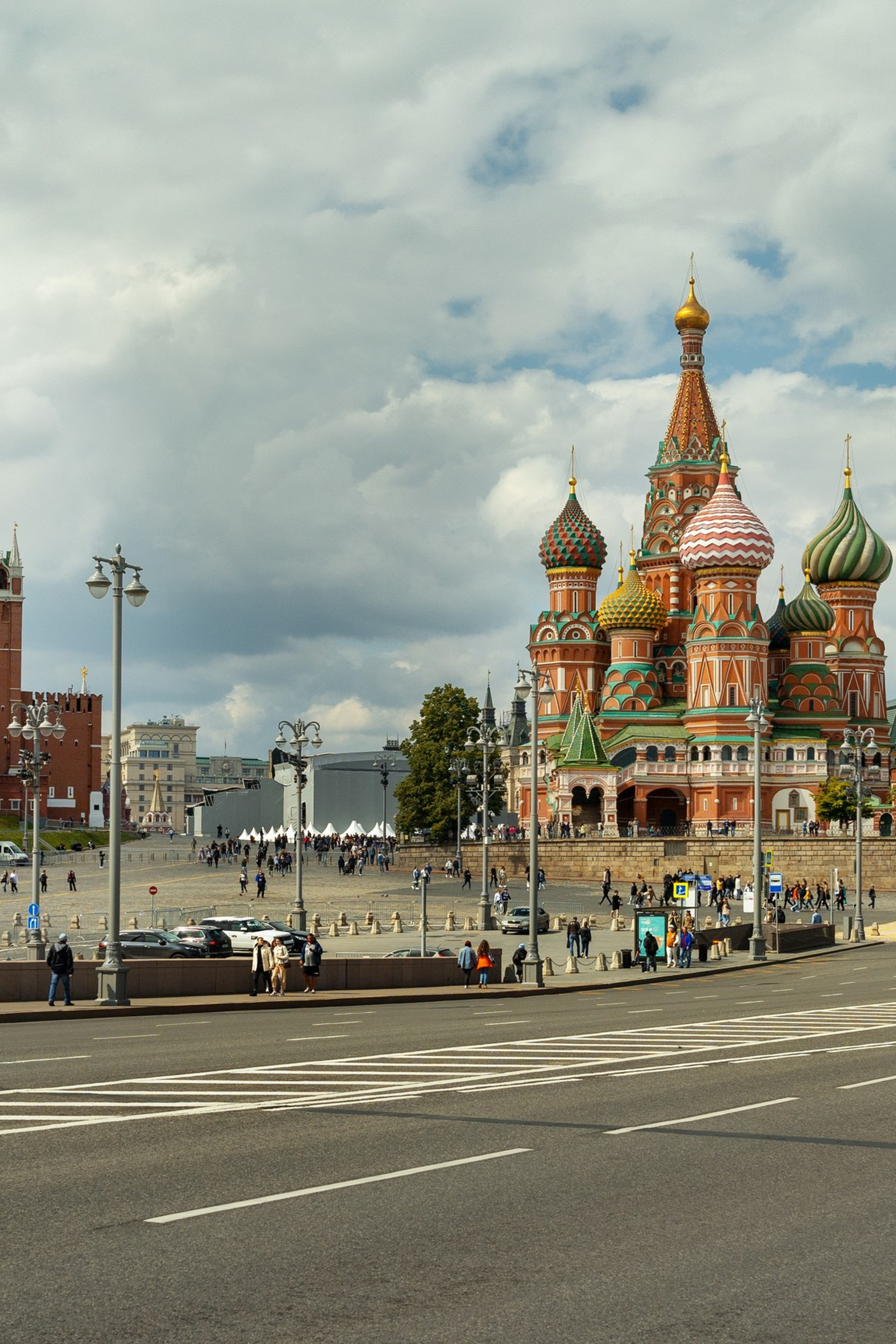 Photography in the city. Photographer Vladimir Baksheev