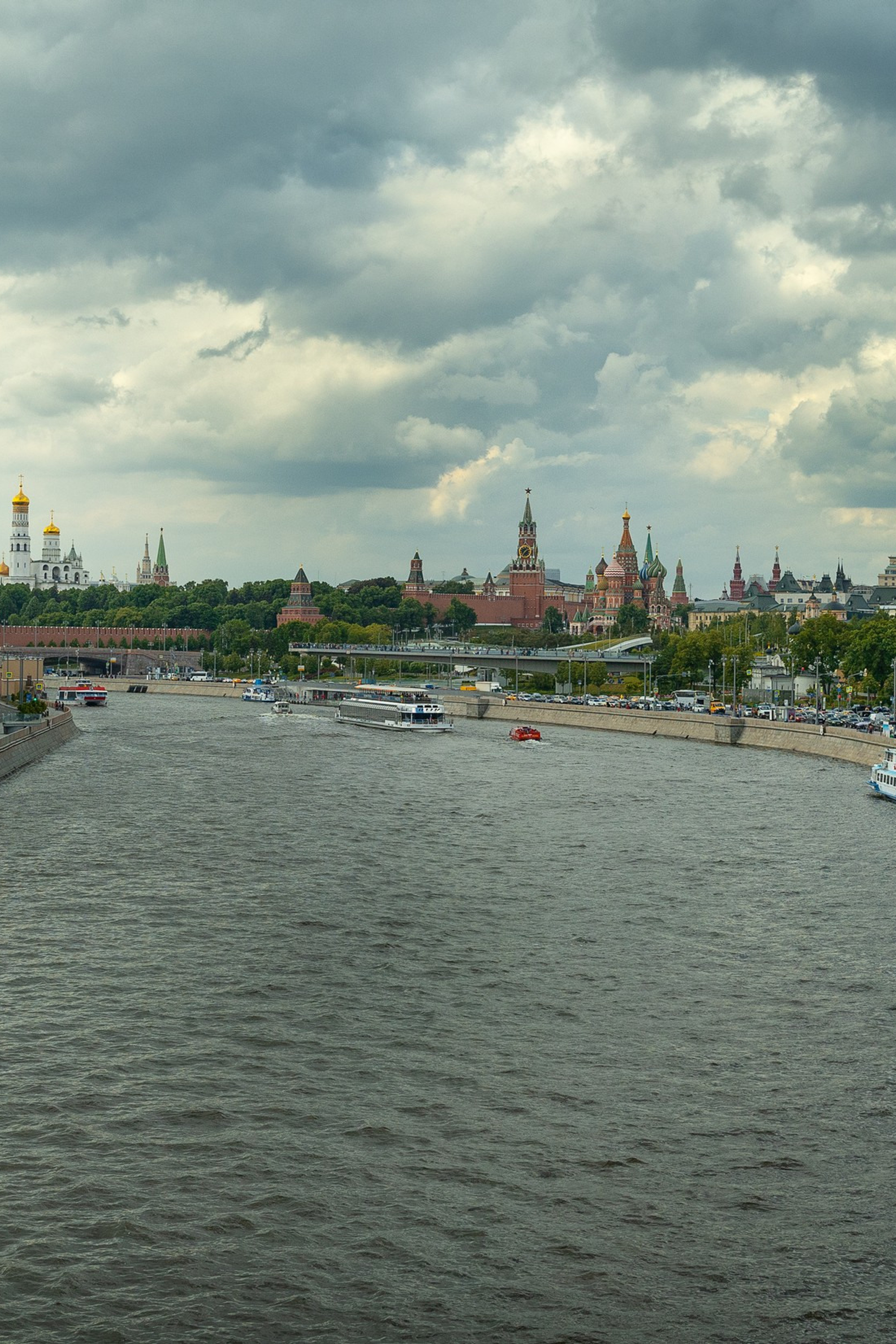 Photography in the city. Photographer Vladimir Baksheev