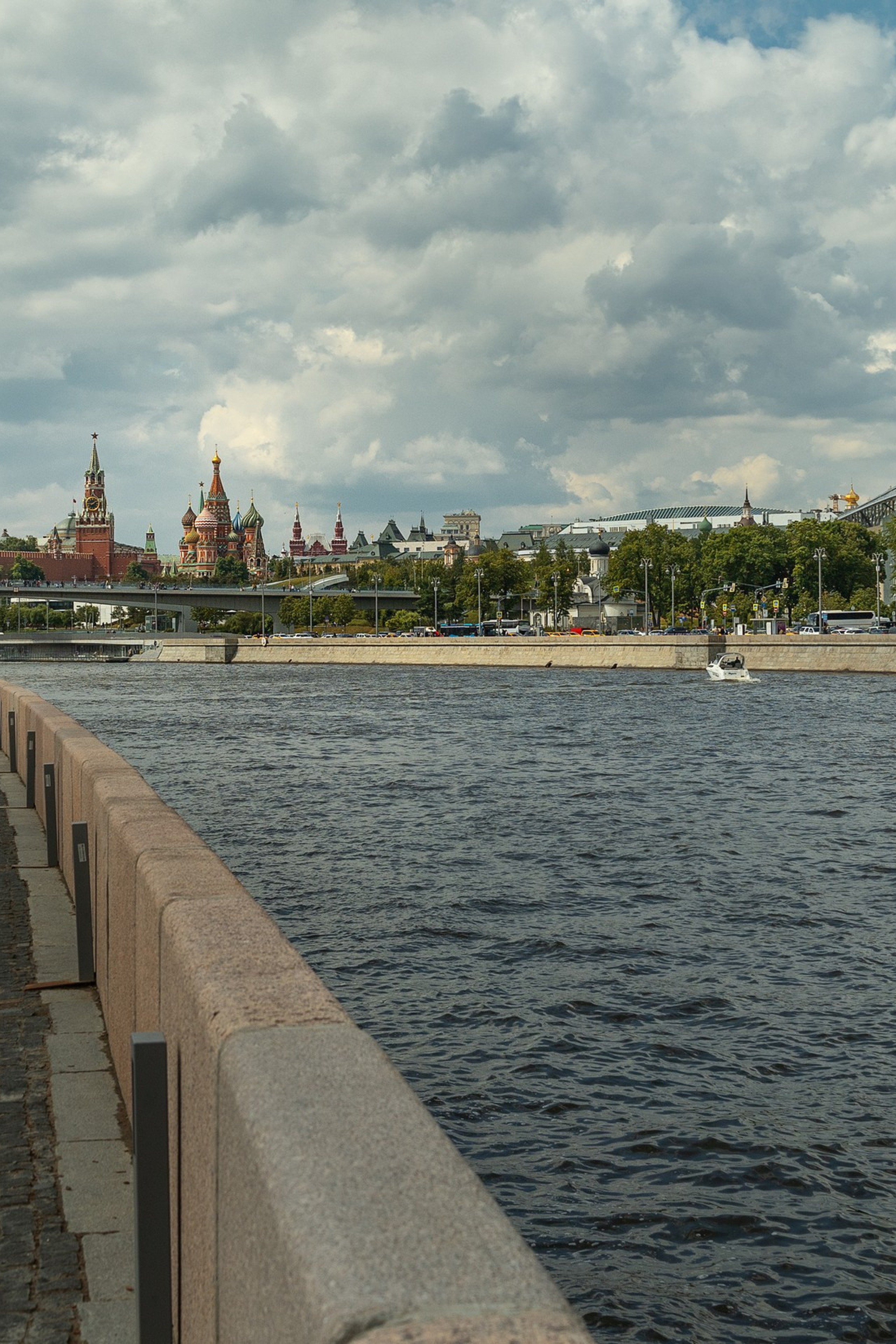 Photography in the city. Photographer Vladimir Baksheev