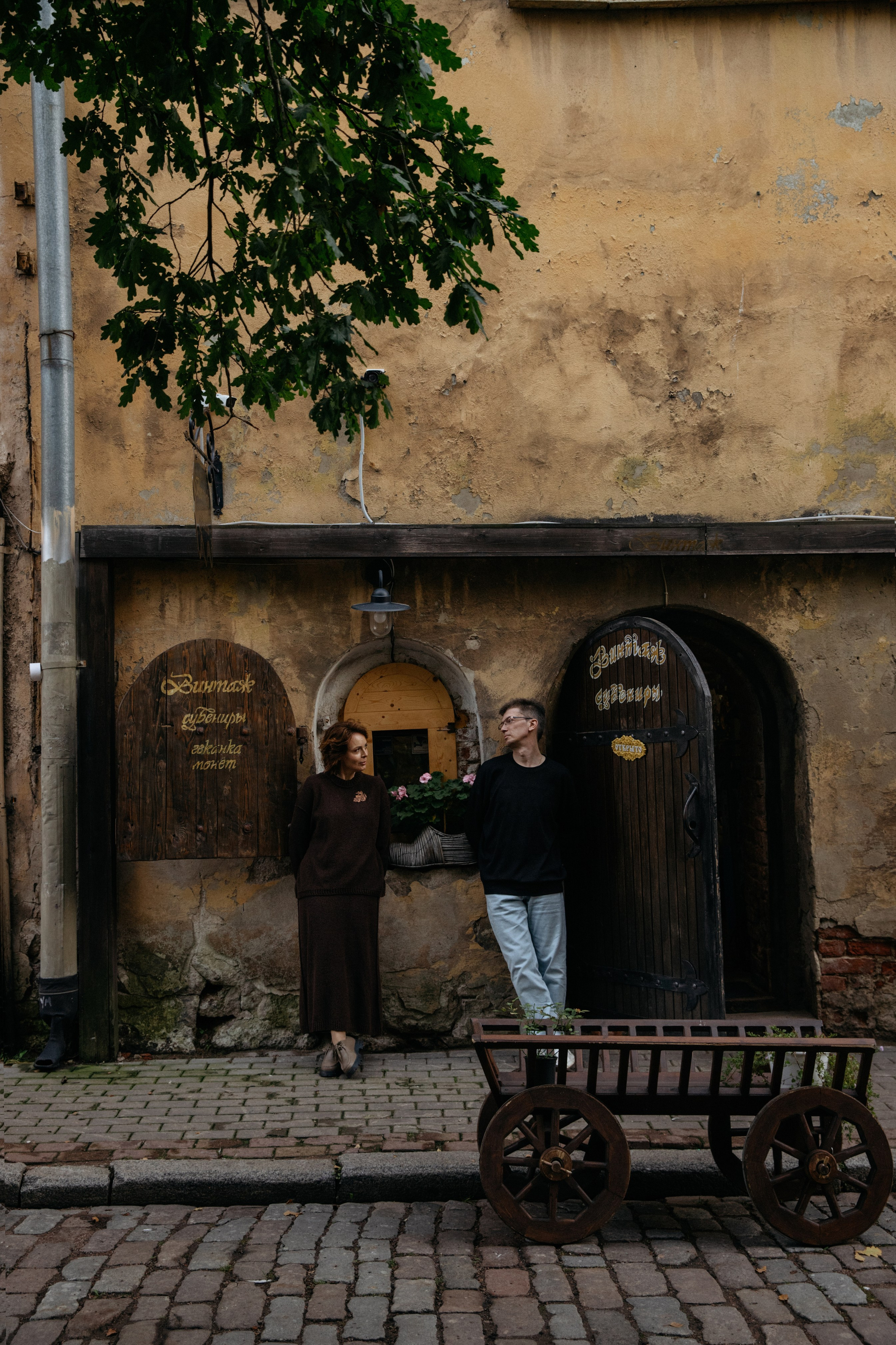 ЕЛЕНА и ВАДИМ | Старый город | Выборг. Фотограф в Выборге | Юлия Басырова