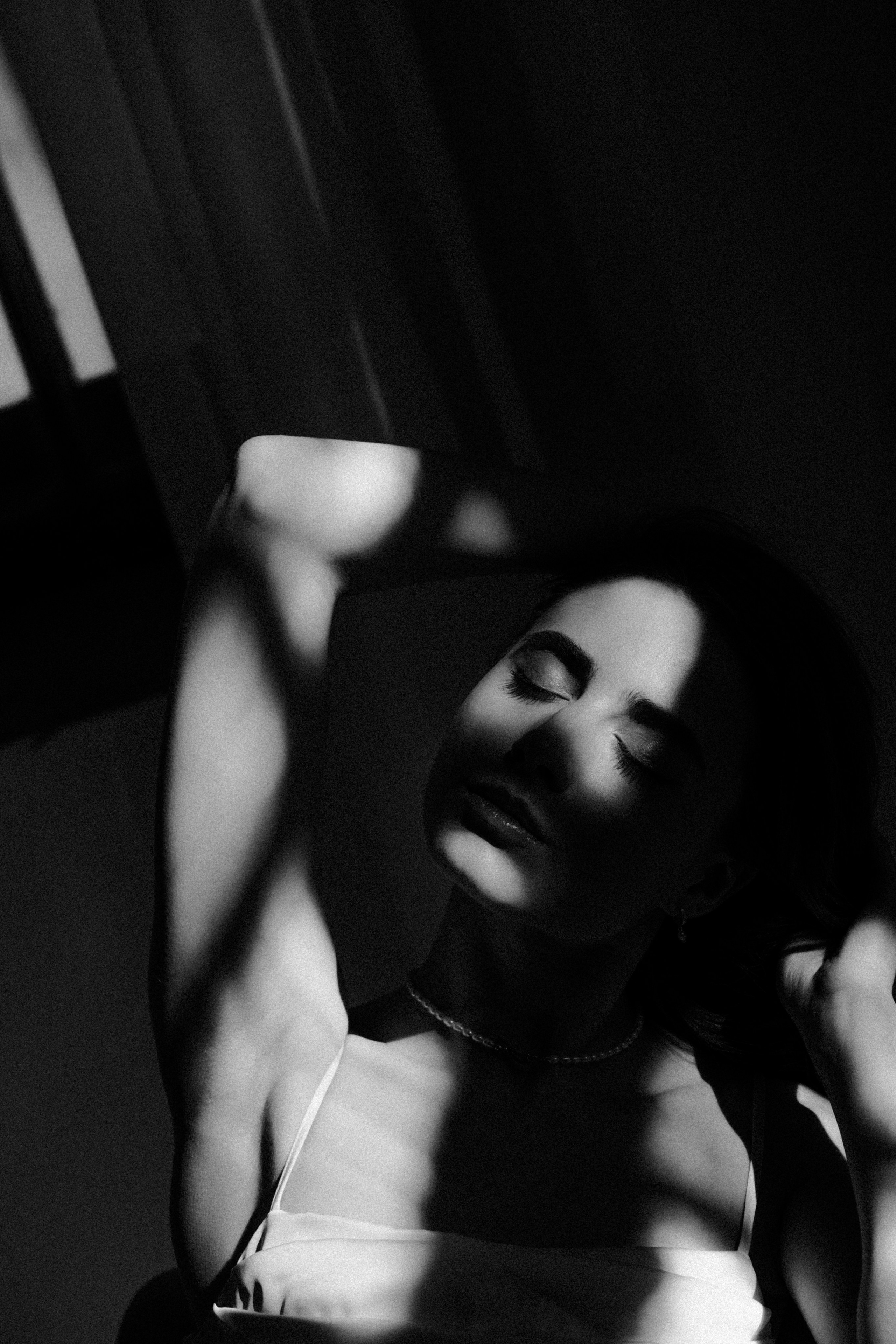 АЛИСА B&W | Pavilion studio | Санкт-Петербург. Фотограф в Выборге | Юлия Басырова
