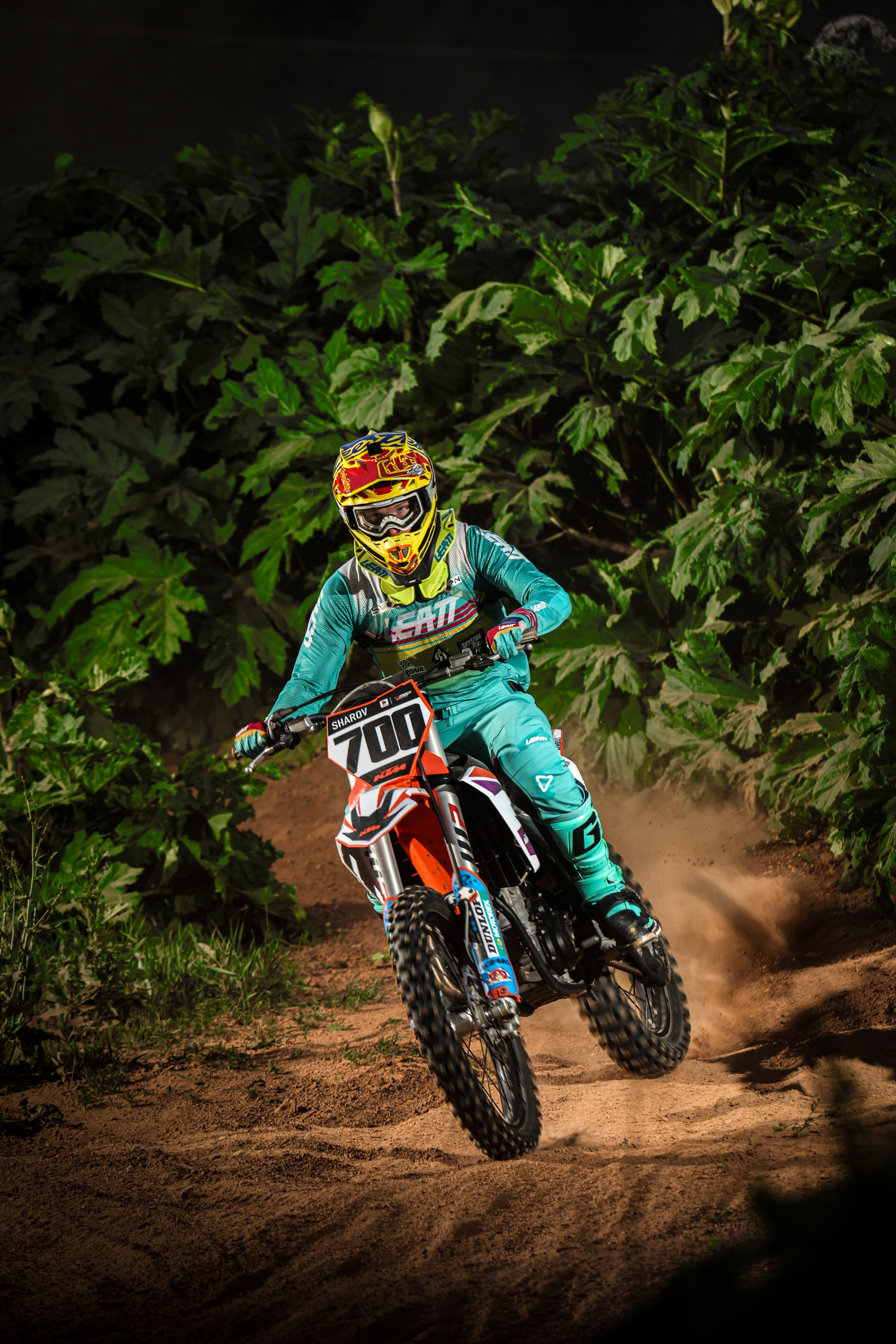 Владислав Шаров 700