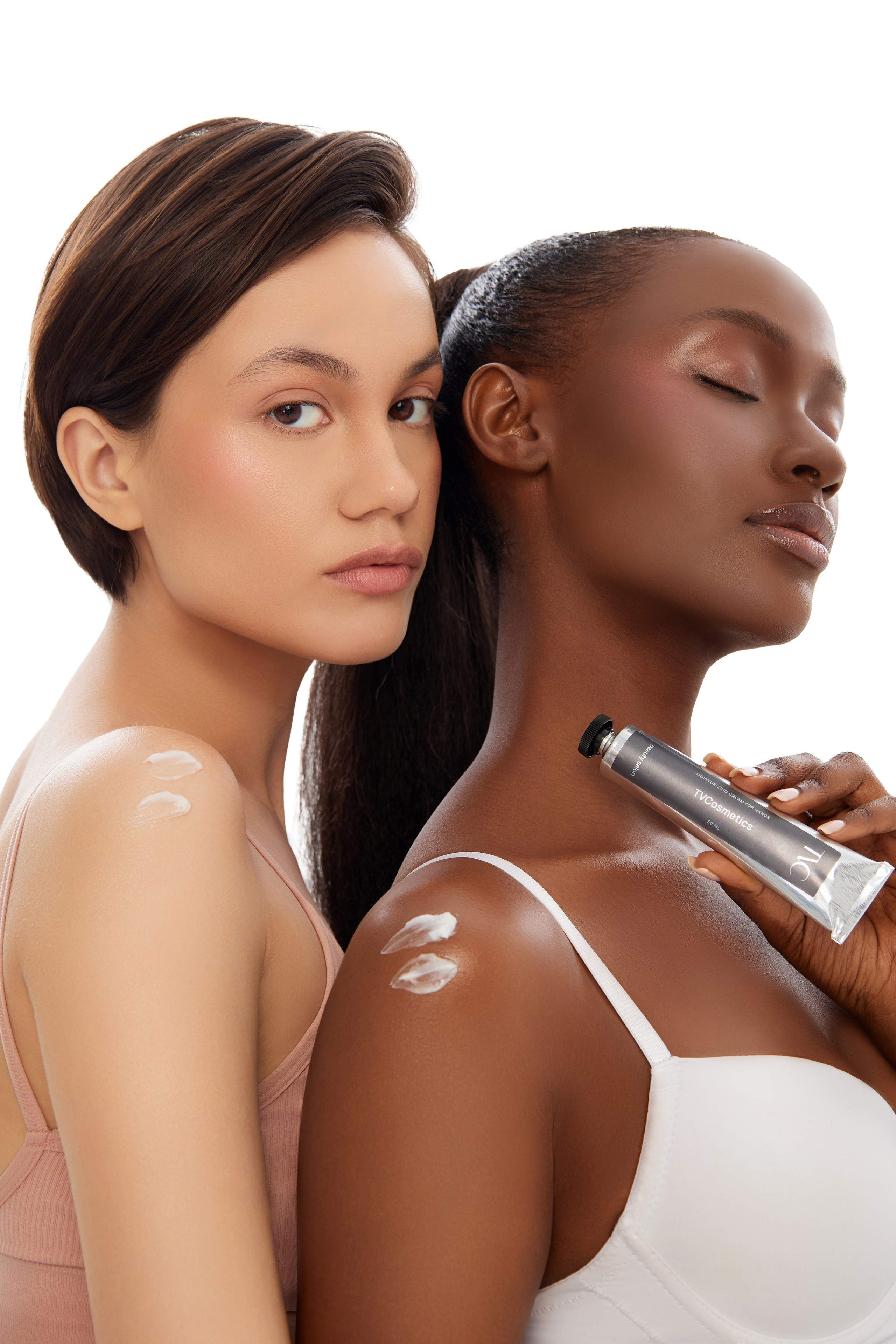 Портфолио. Berllagio — визуальный контент для брендов