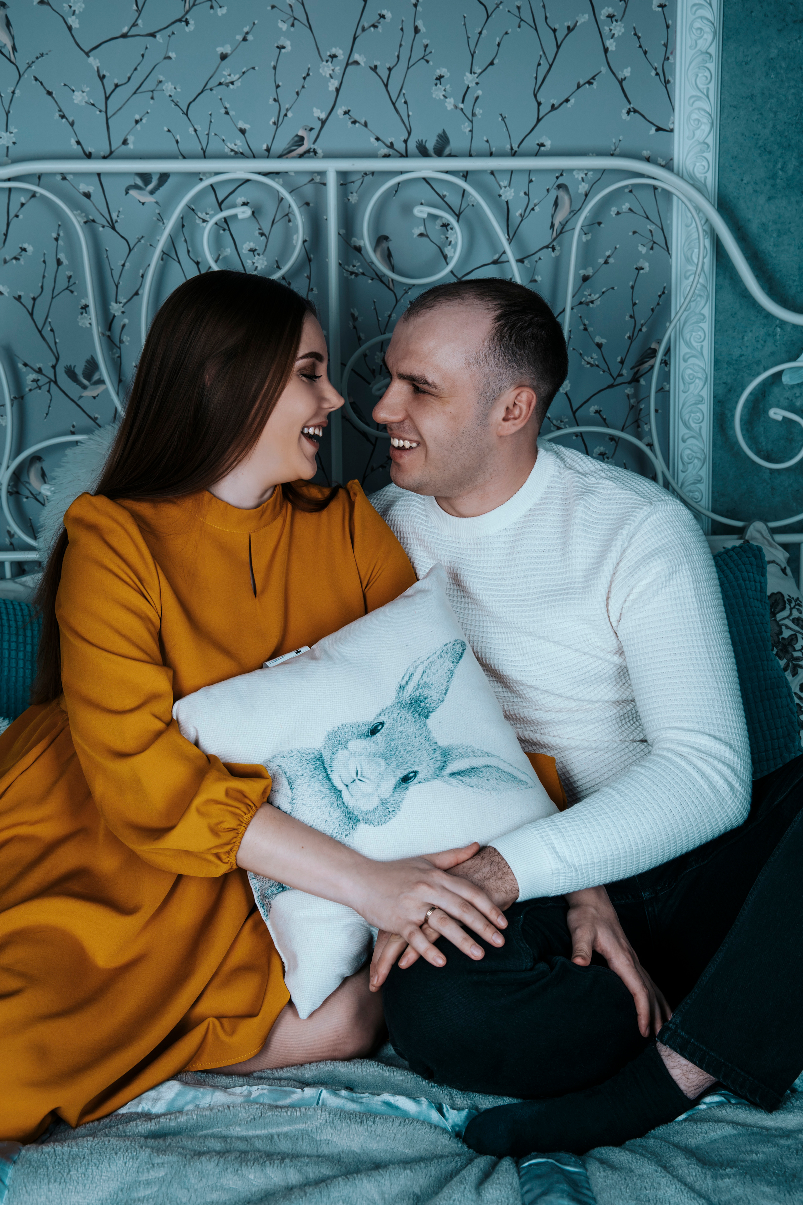 пары в ожидании чуда