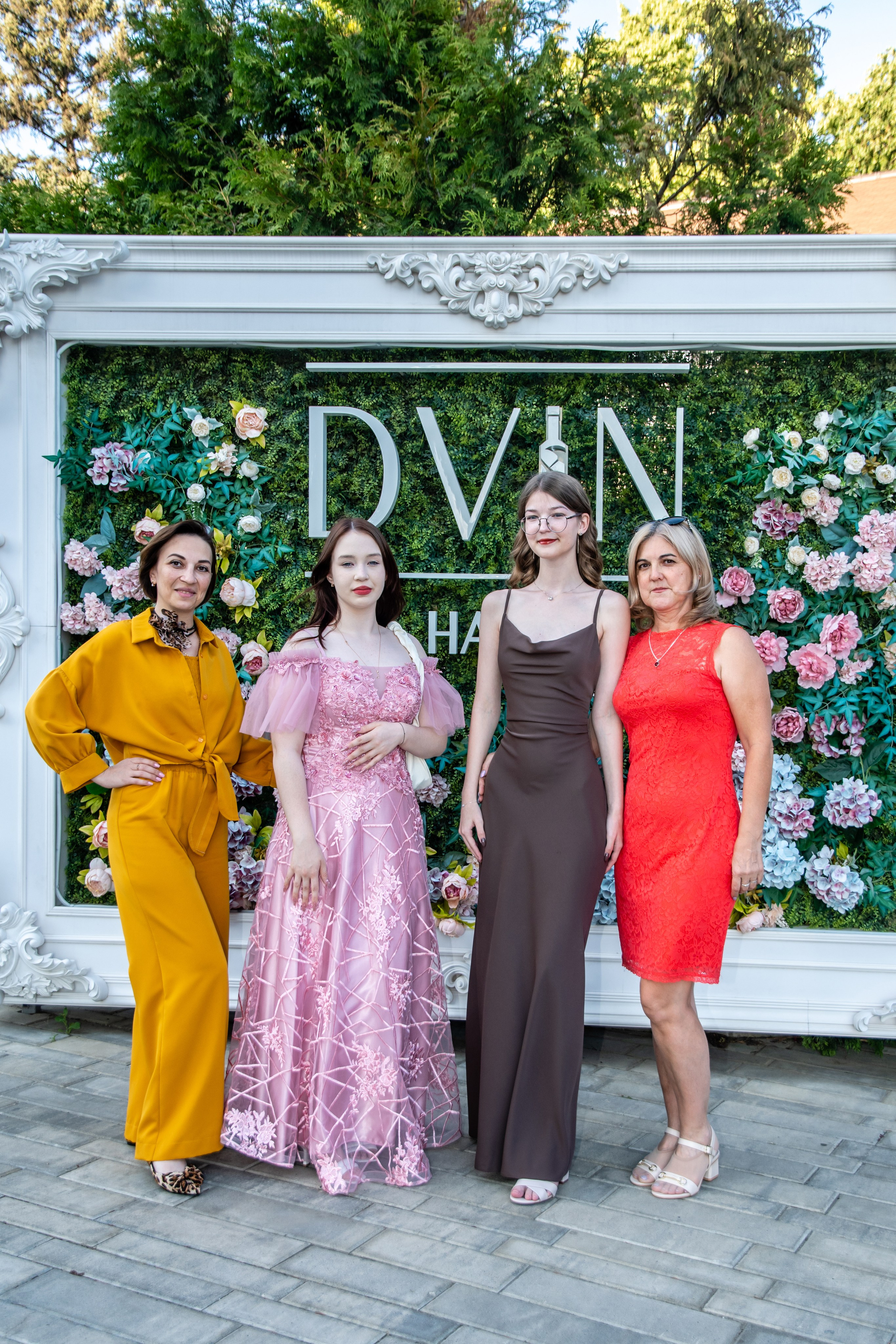 Выпускные альбомы для детского сада и школы. Вячеслав Скрипник Фотограф Краснодар