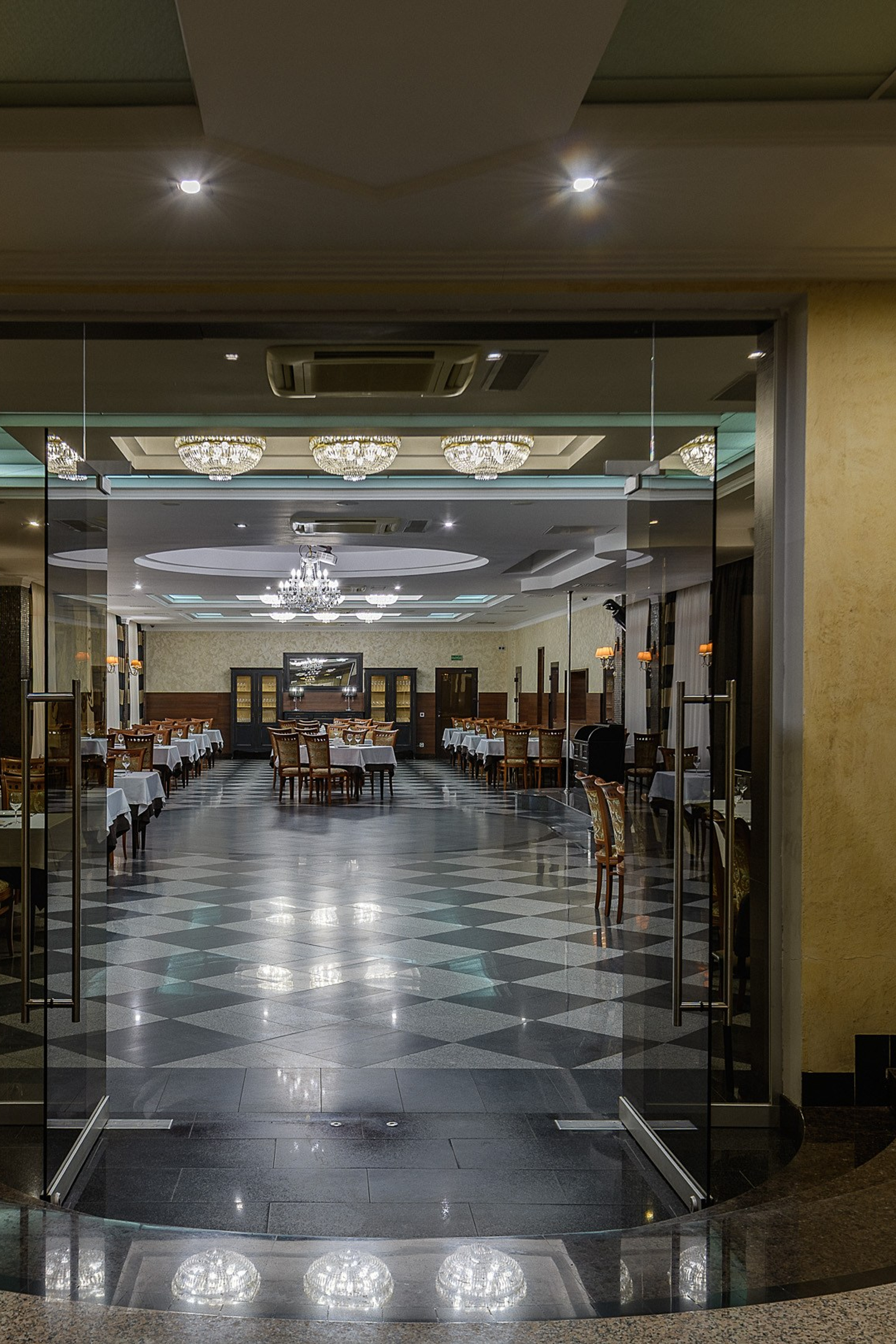 ИНТЕРЬЕРЫ & АТМОСФЕРА HoReCa
