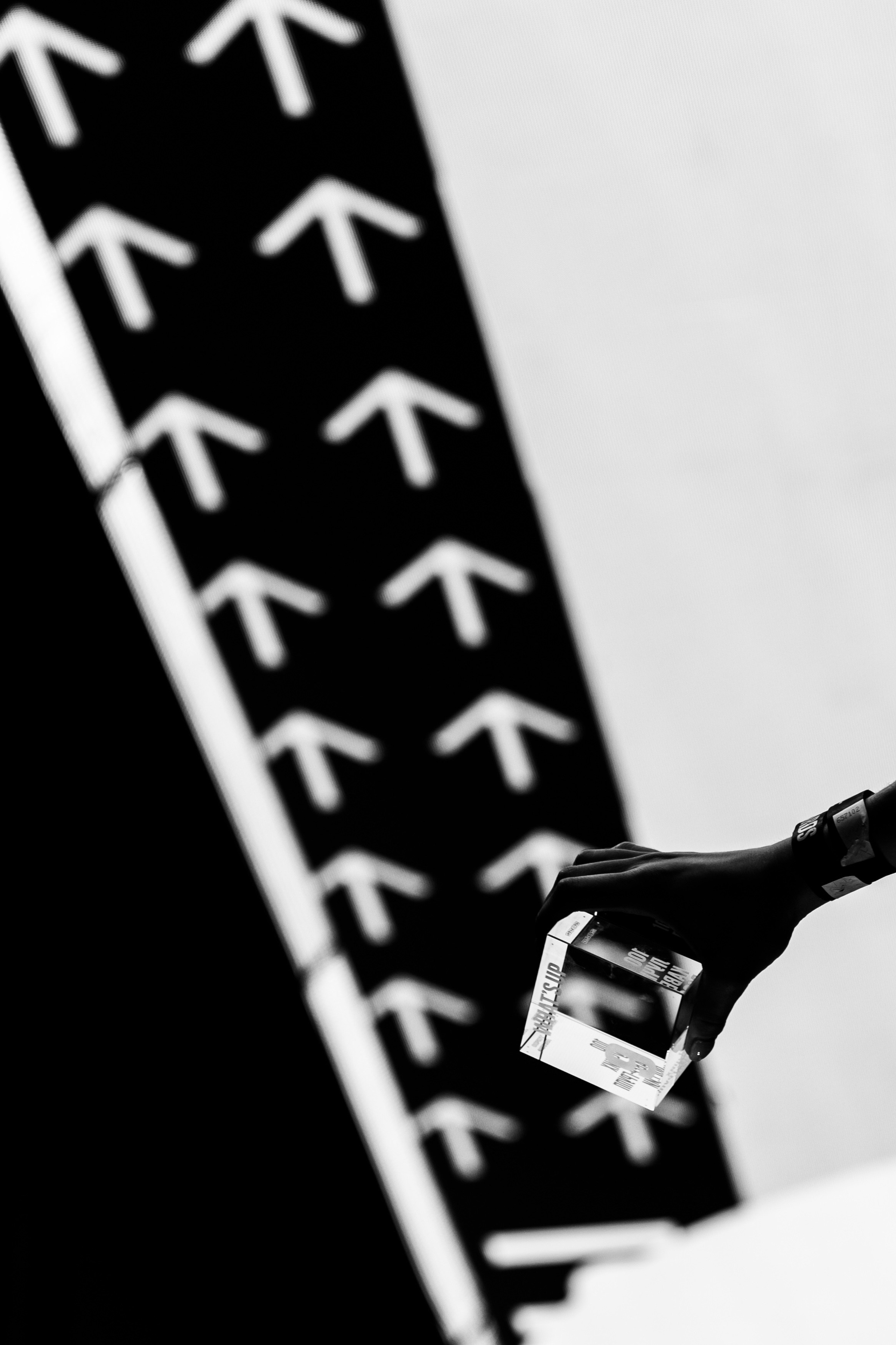 TOP100 AWARDS / 2025