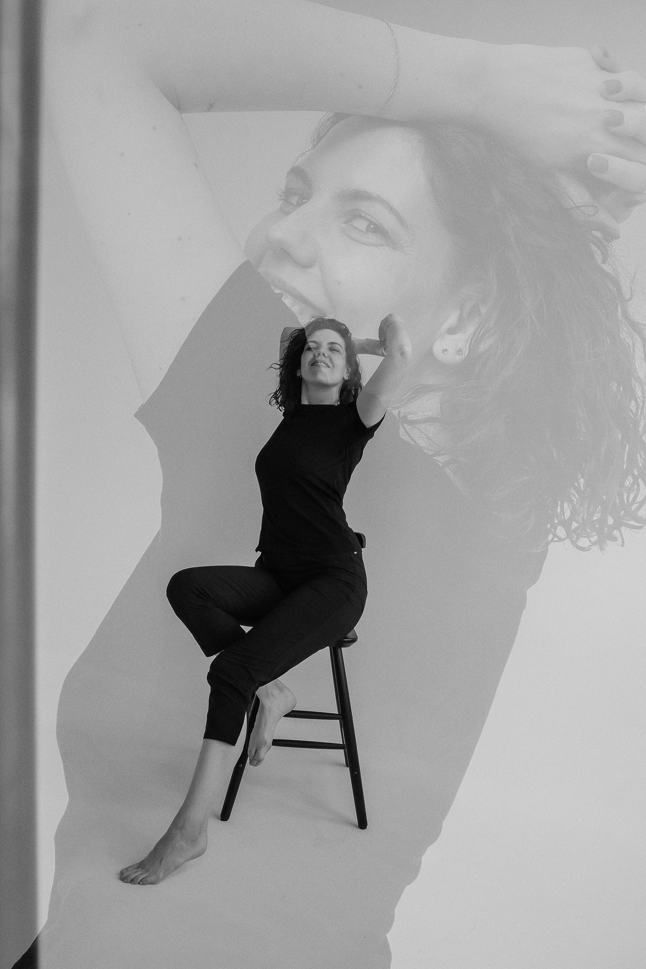 Контент-съёмка для психолога (в ЧБ по запросу)