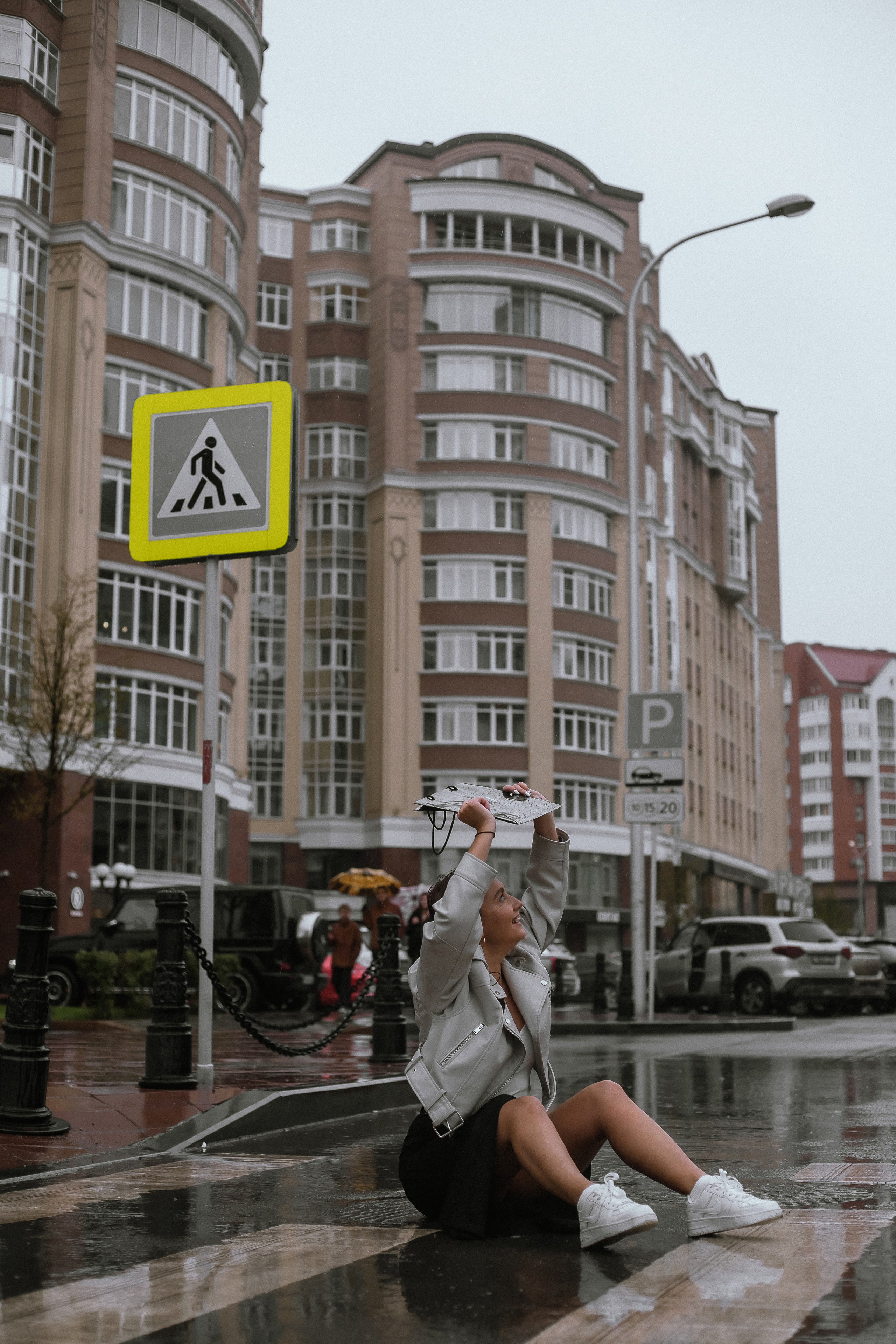 серия Вари под дождём