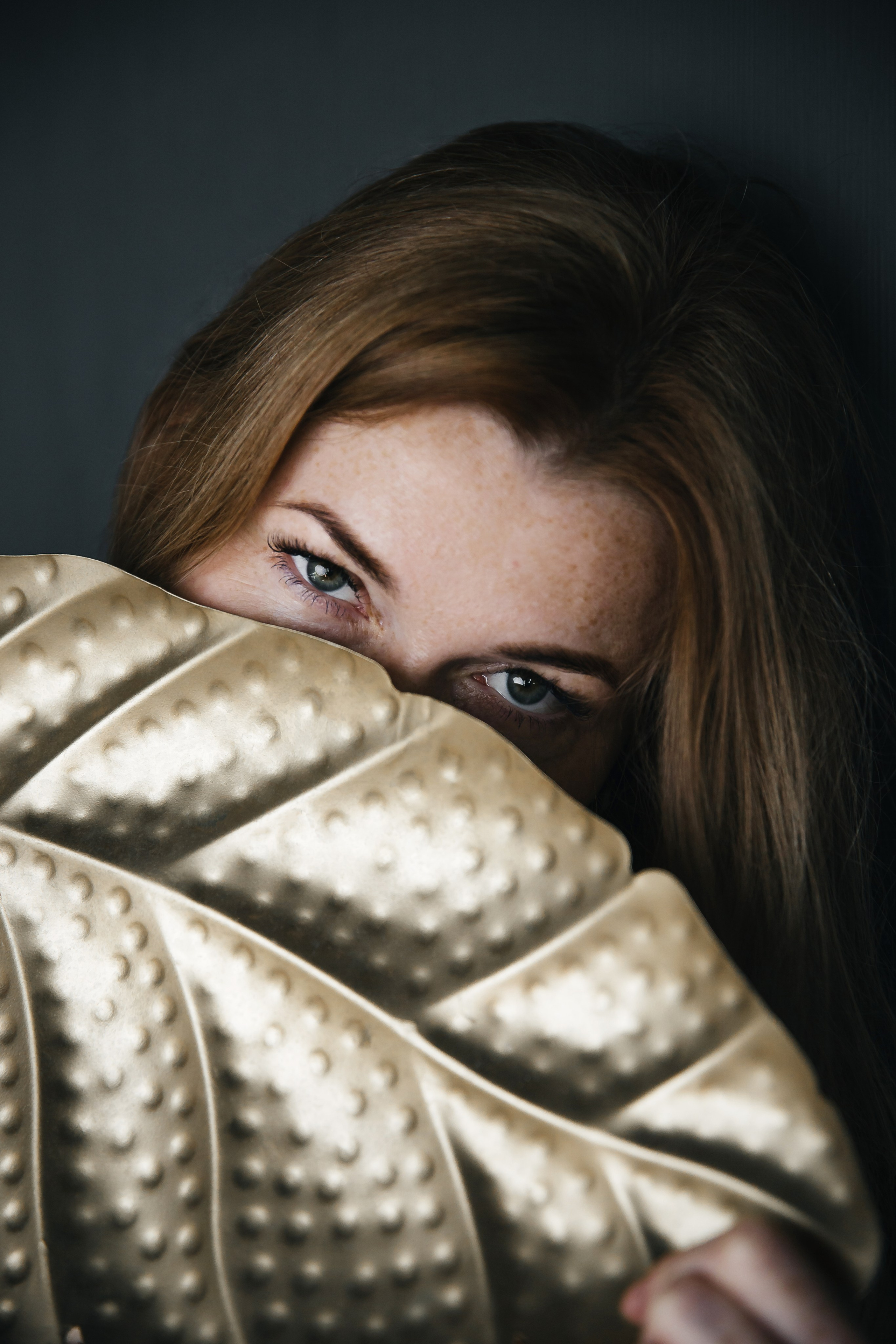 Инна Самарина_контент в темной студии