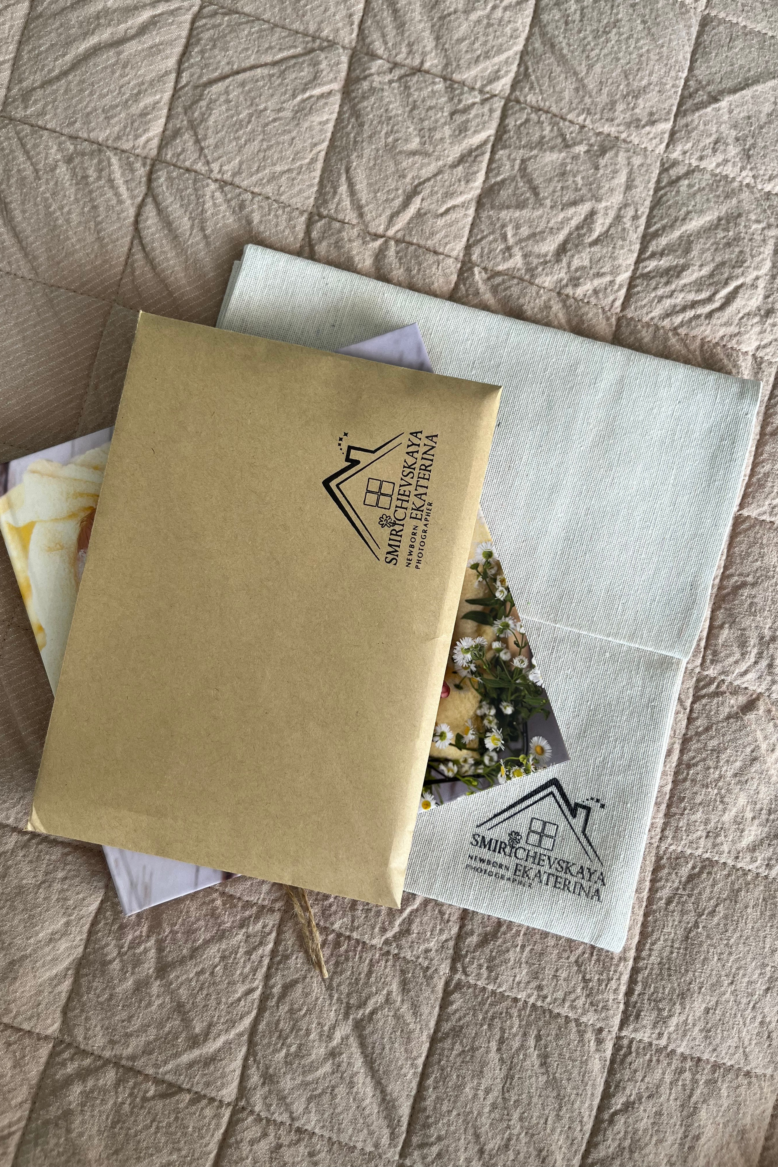 Печатная продукция. Смиричевская Екатерина — фотограф новорожденных