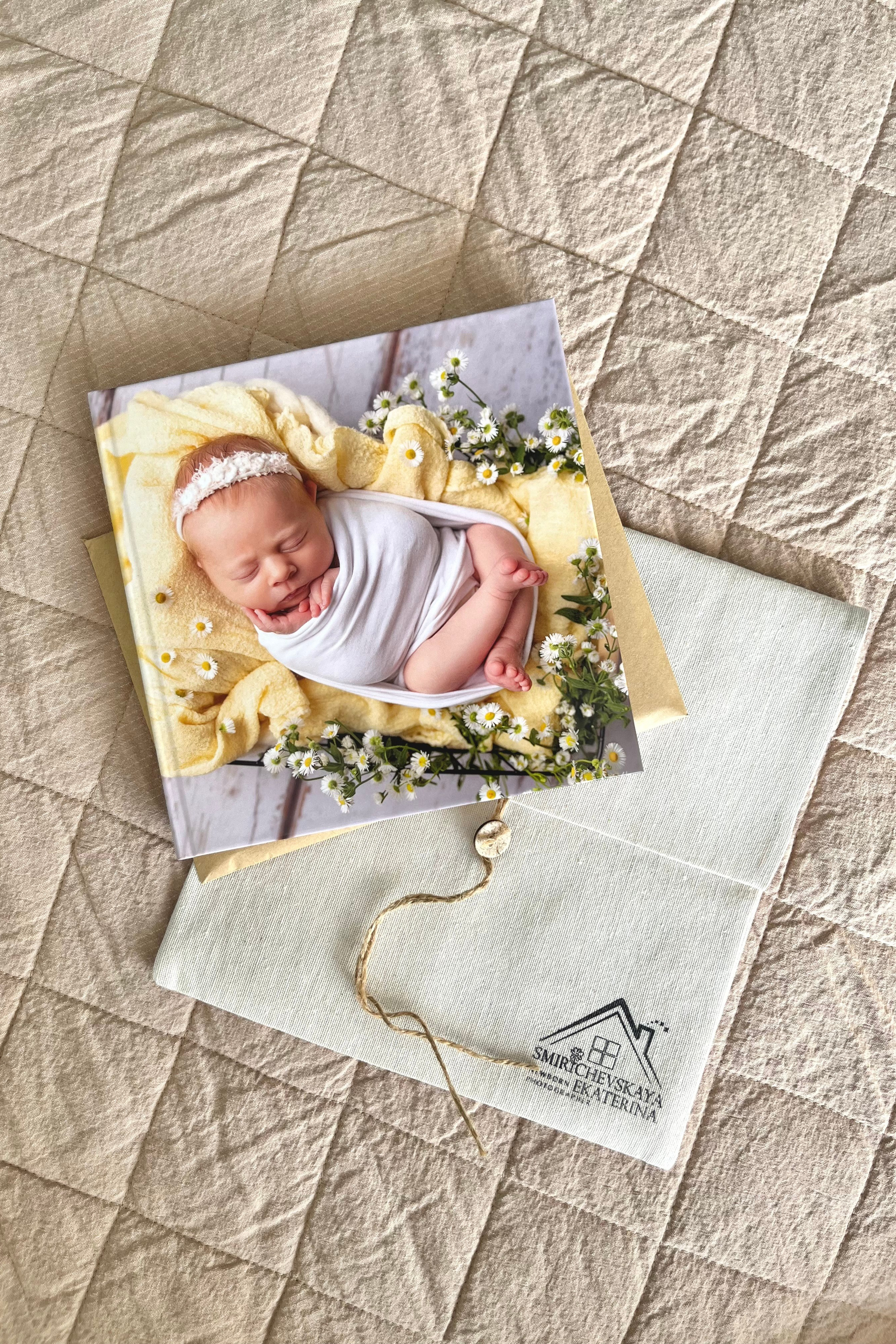 Печатная продукция. Смиричевская Екатерина — фотограф новорожденных