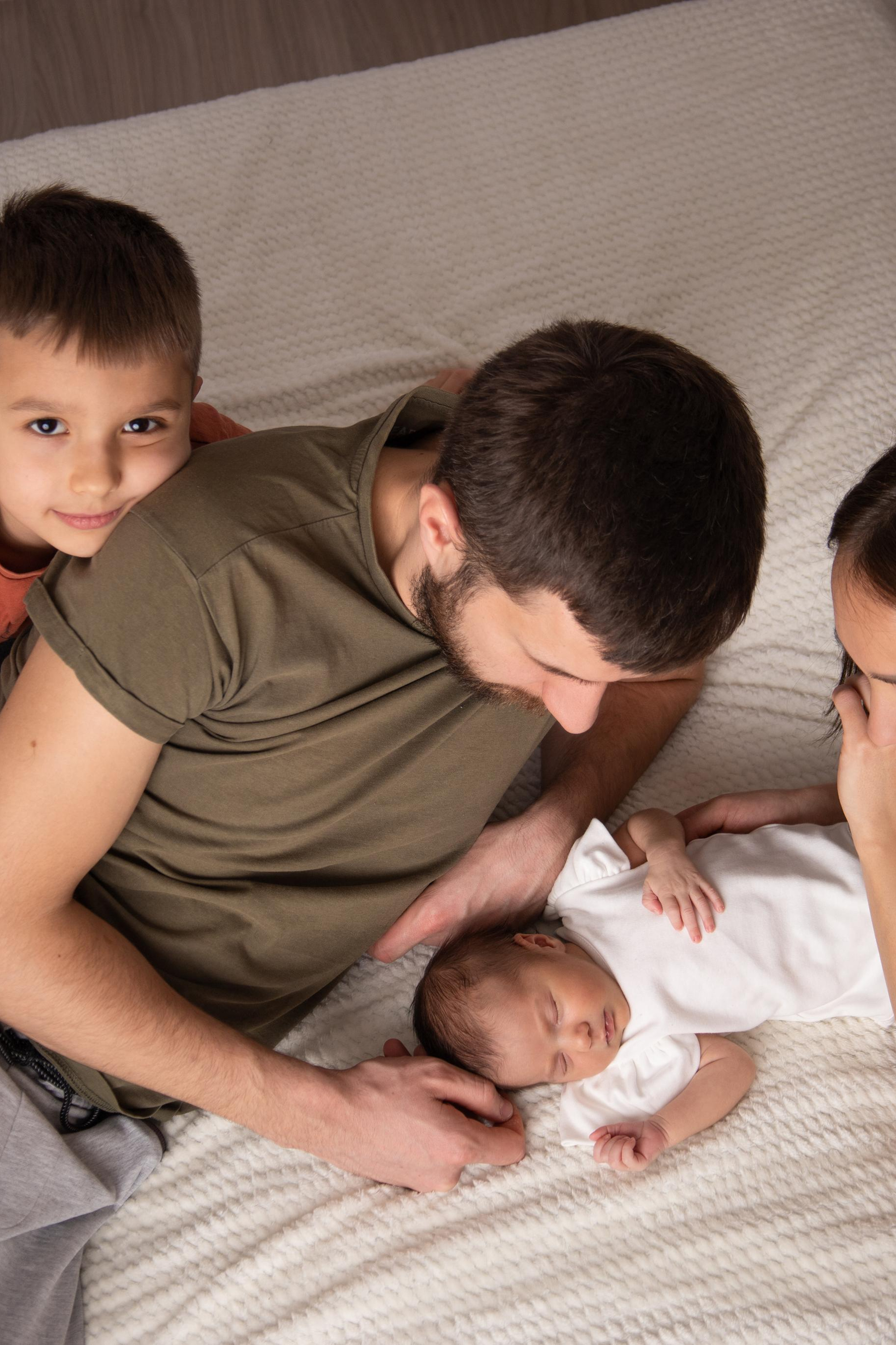 Ева. Смиричевская Екатерина — фотограф новорожденных