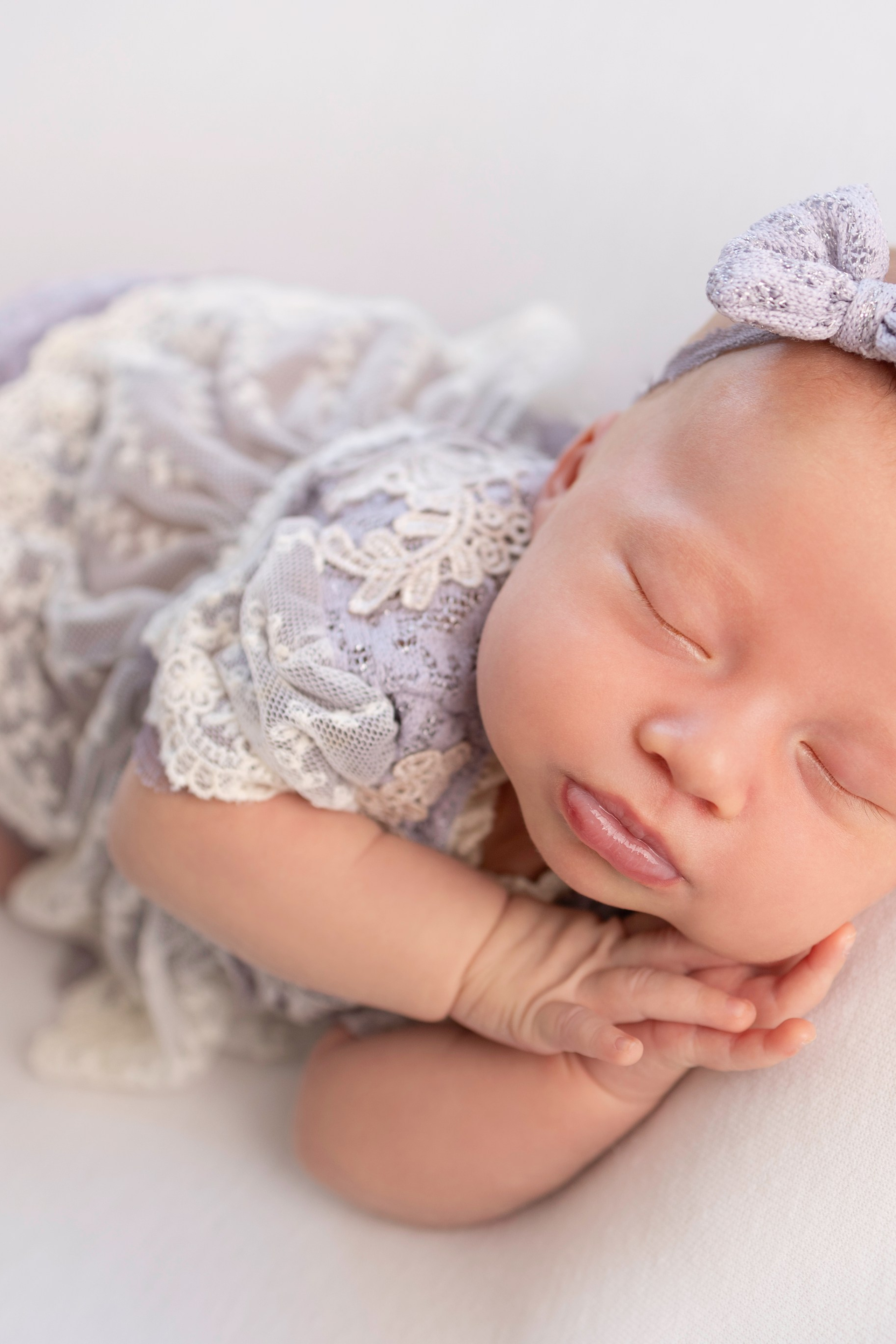 Классика. Смиричевская Екатерина — фотограф новорожденных