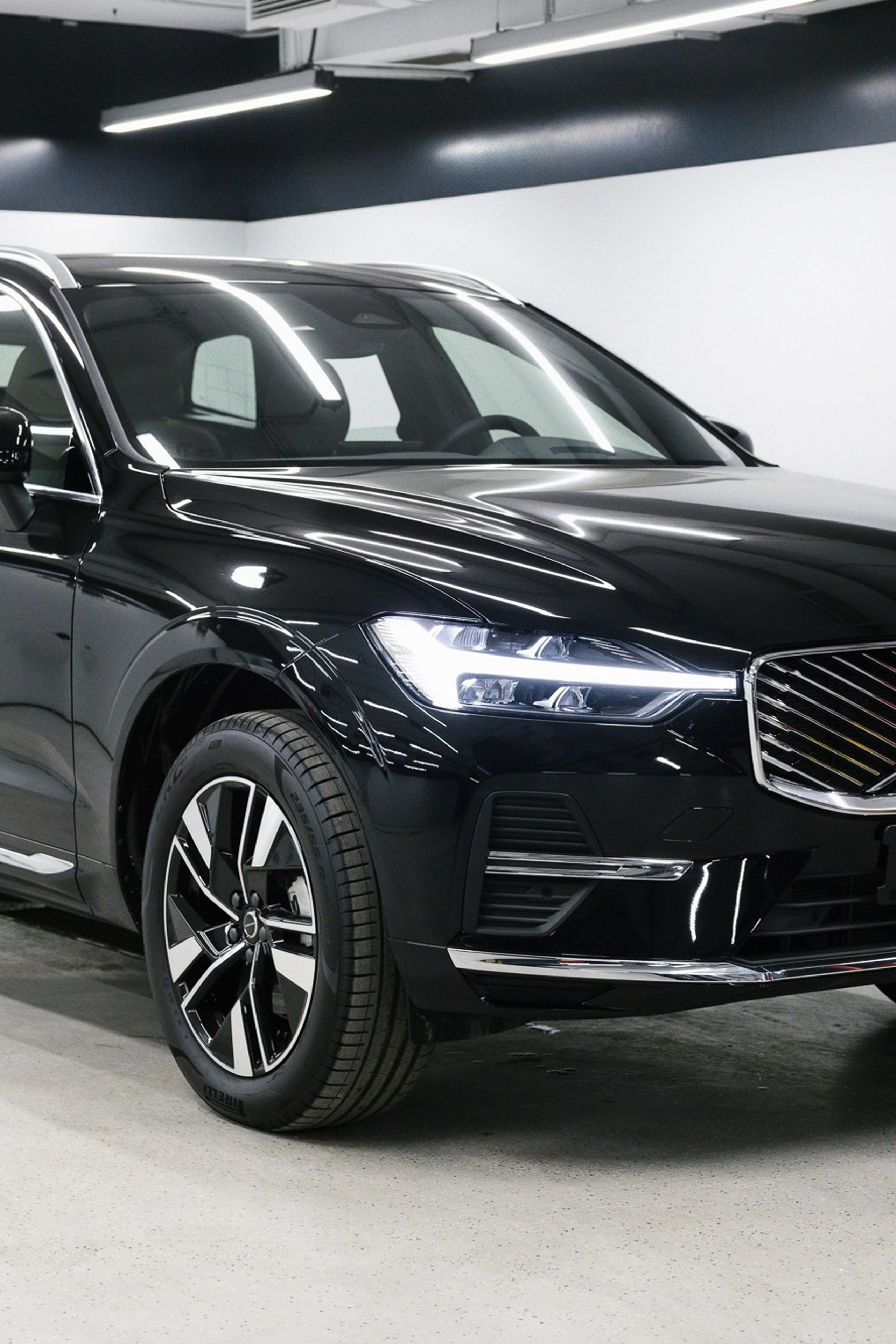 Volvo XC60 2.0 T5 4WD AT (250 л.&nbsp;с.)
