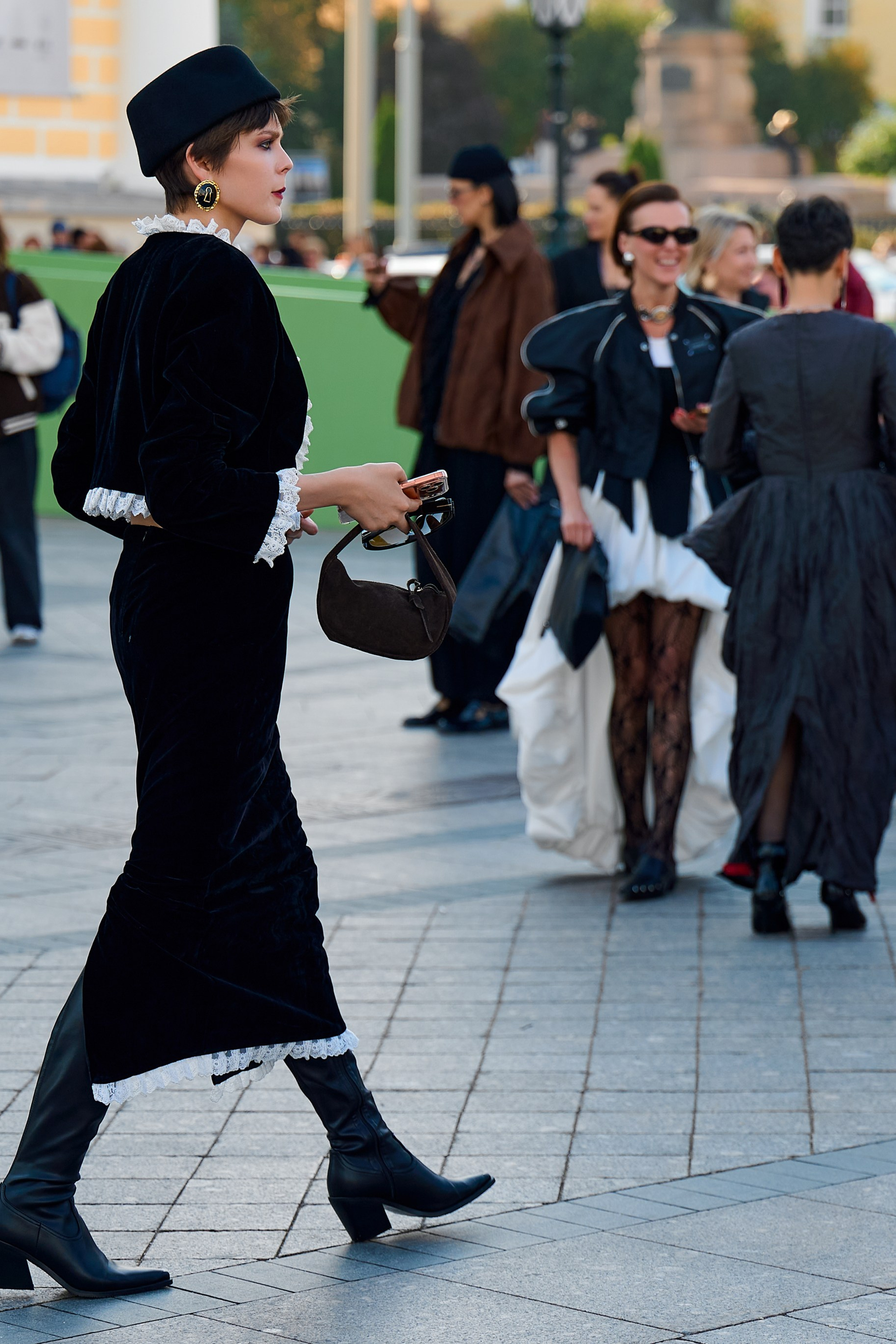 Street Style Moscow FW 2026. Photographer Aleksandr Churakaev