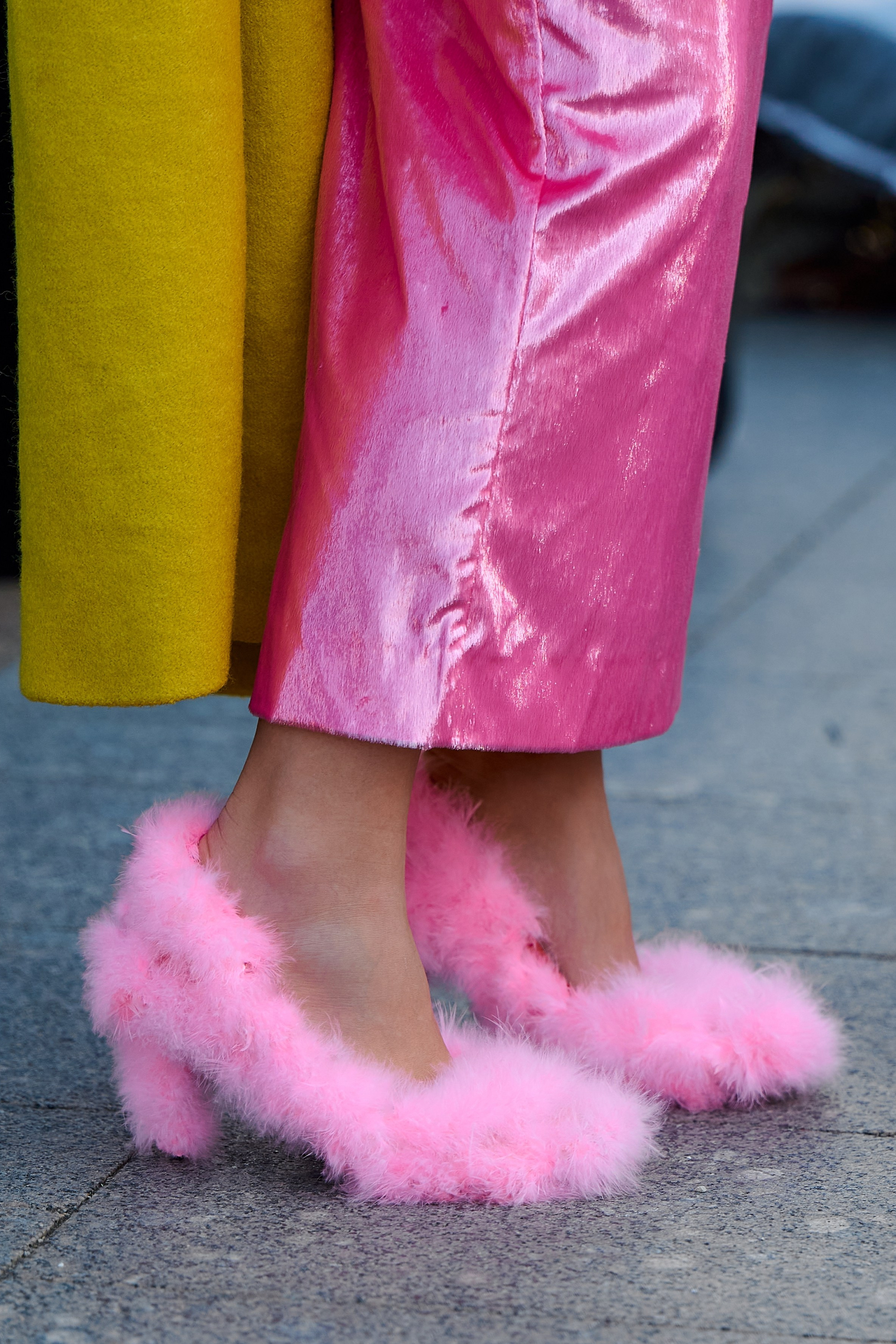 Street Style Moscow FW 2026. Photographer Aleksandr Churakaev