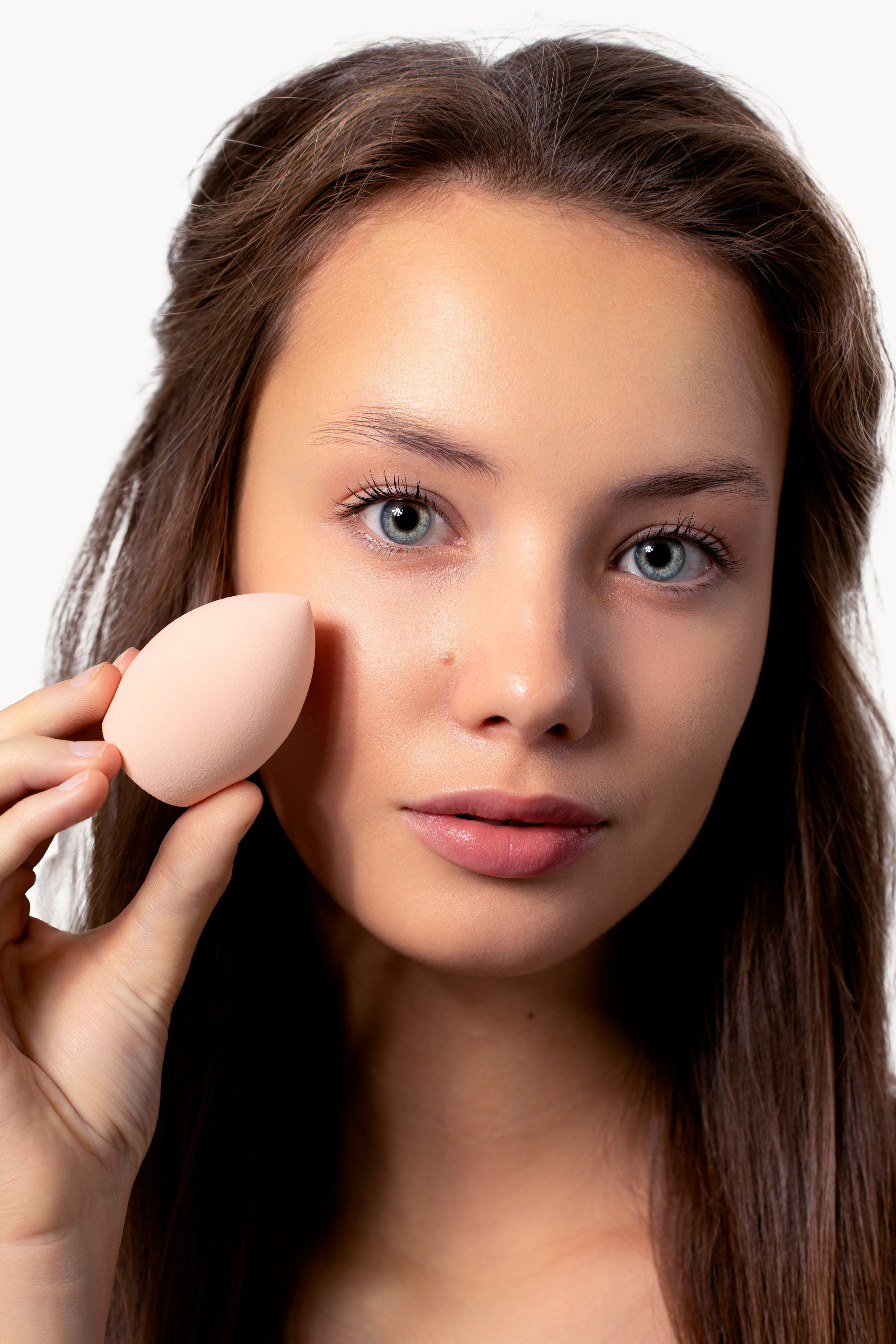 Фото для маркетплейсов в Самаре, съемки с моделями. Предметный фотограф Самара