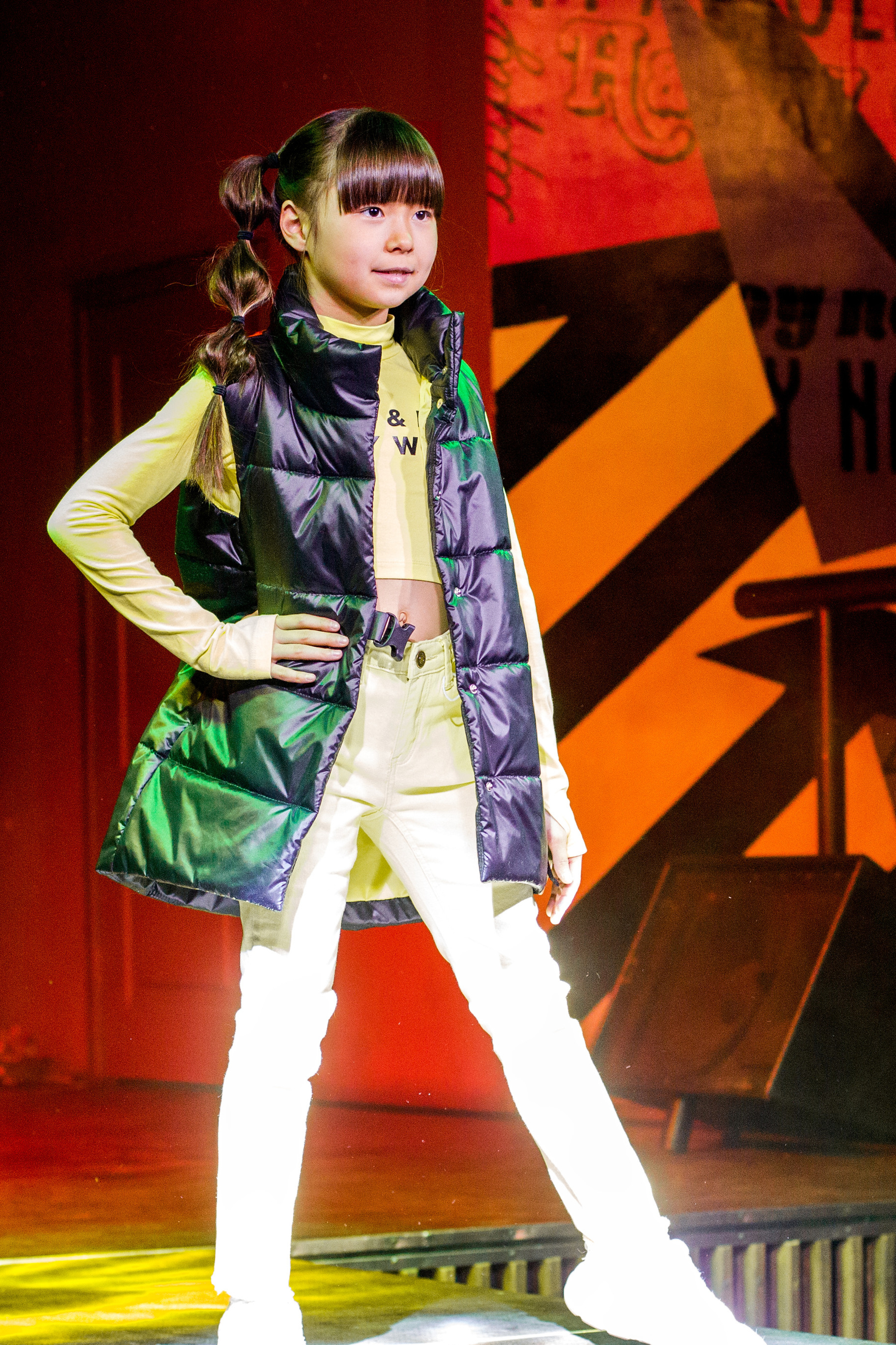 Fashion kids в open stars