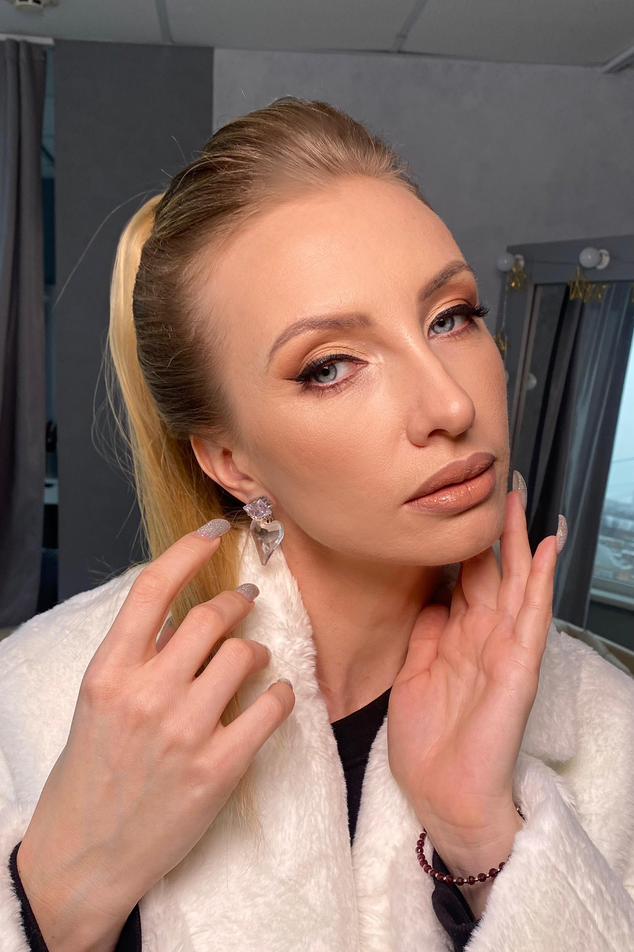 Свадебный стилист- визажист Валерия Гребень. Портфолио. Фотографии. Свадебный стилист, визажист в Серпухове, Москве