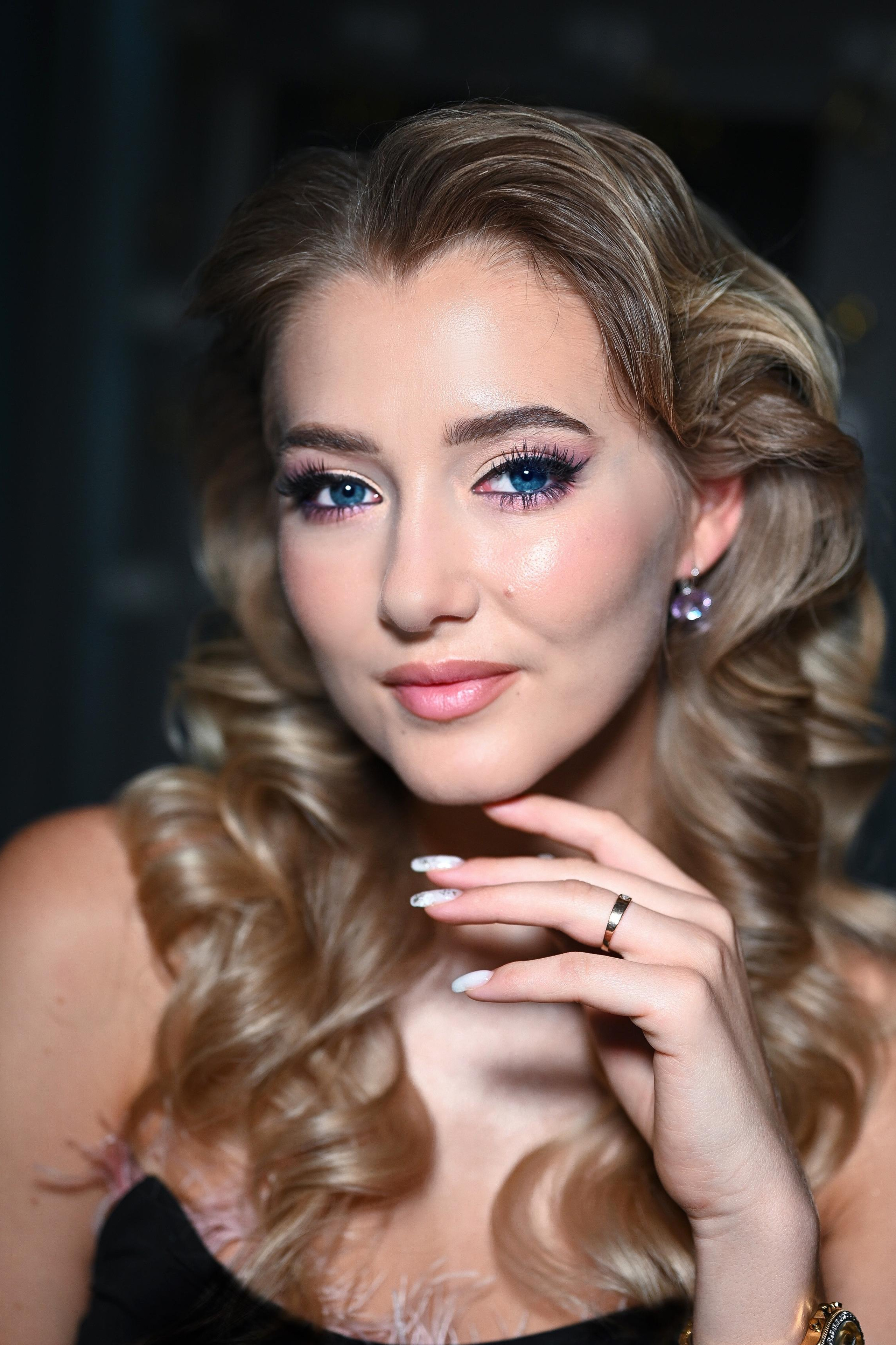 Свадебный стилист- визажист Валерия Гребень. Портфолио. Фотографии. Свадебный стилист, визажист в Серпухове, Москве