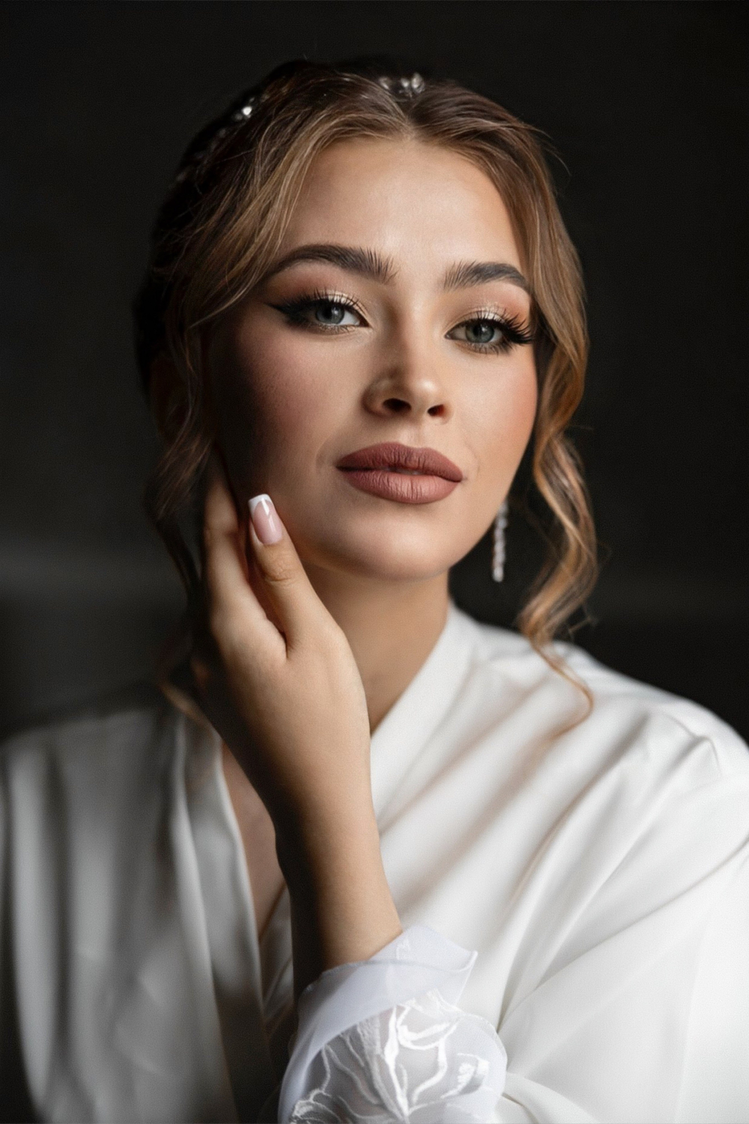 Свадебный стилист- визажист Валерия Гребень. Портфолио. Фотографии. Свадебный стилист, визажист в Серпухове, Москве