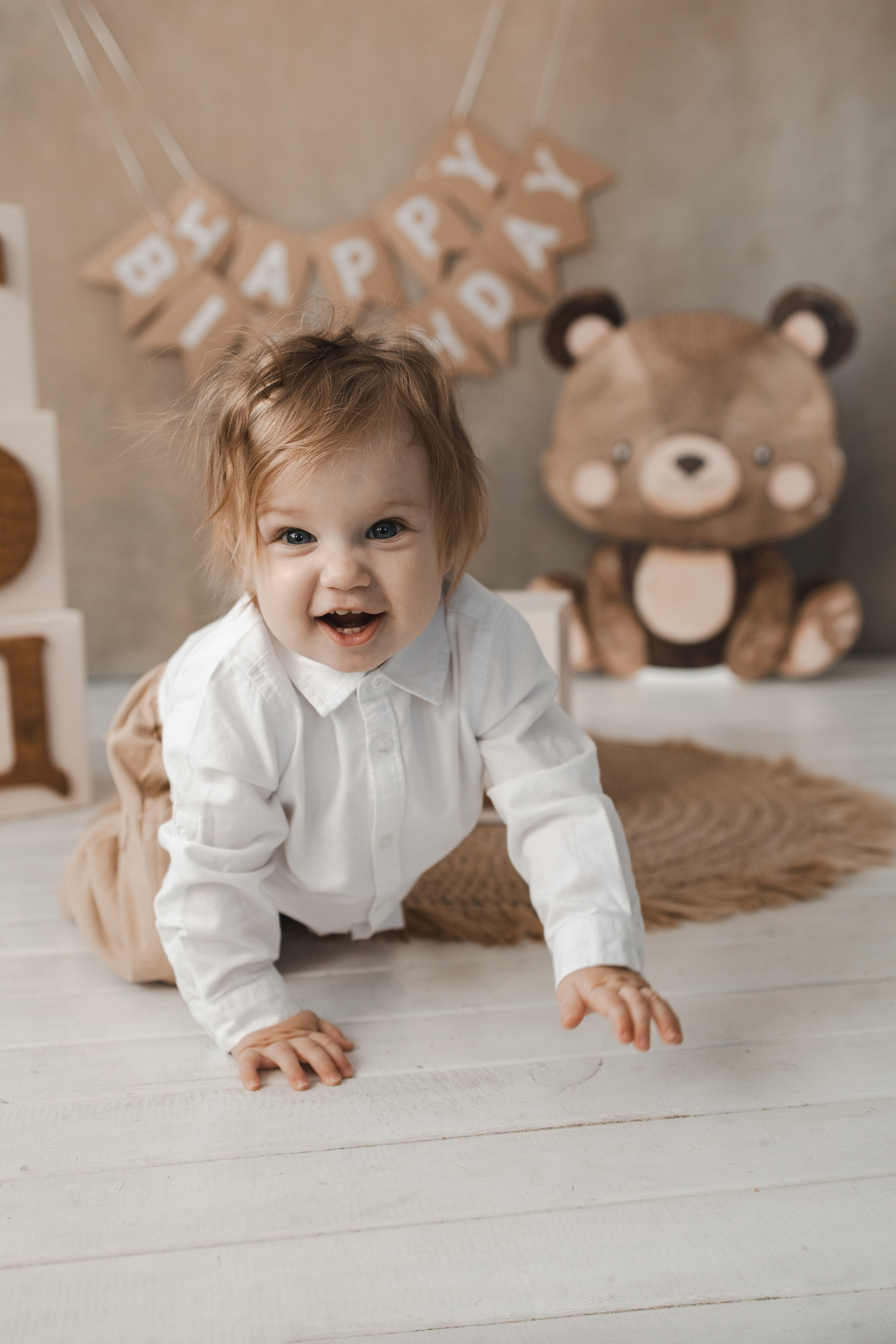 Фотосессии в студии и на природе. Фотограф в Иркутске Тома Кабанова