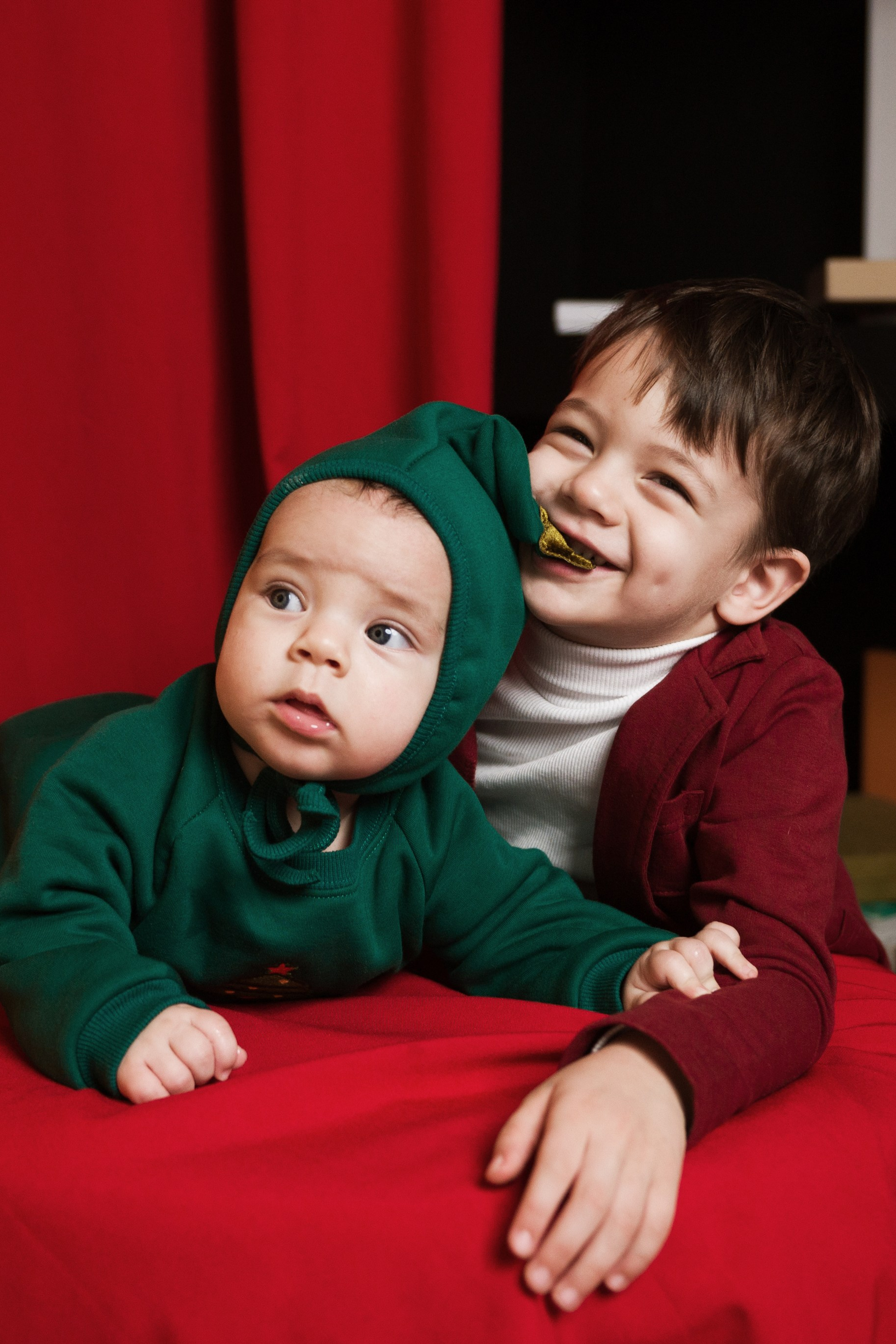 Новогодняя