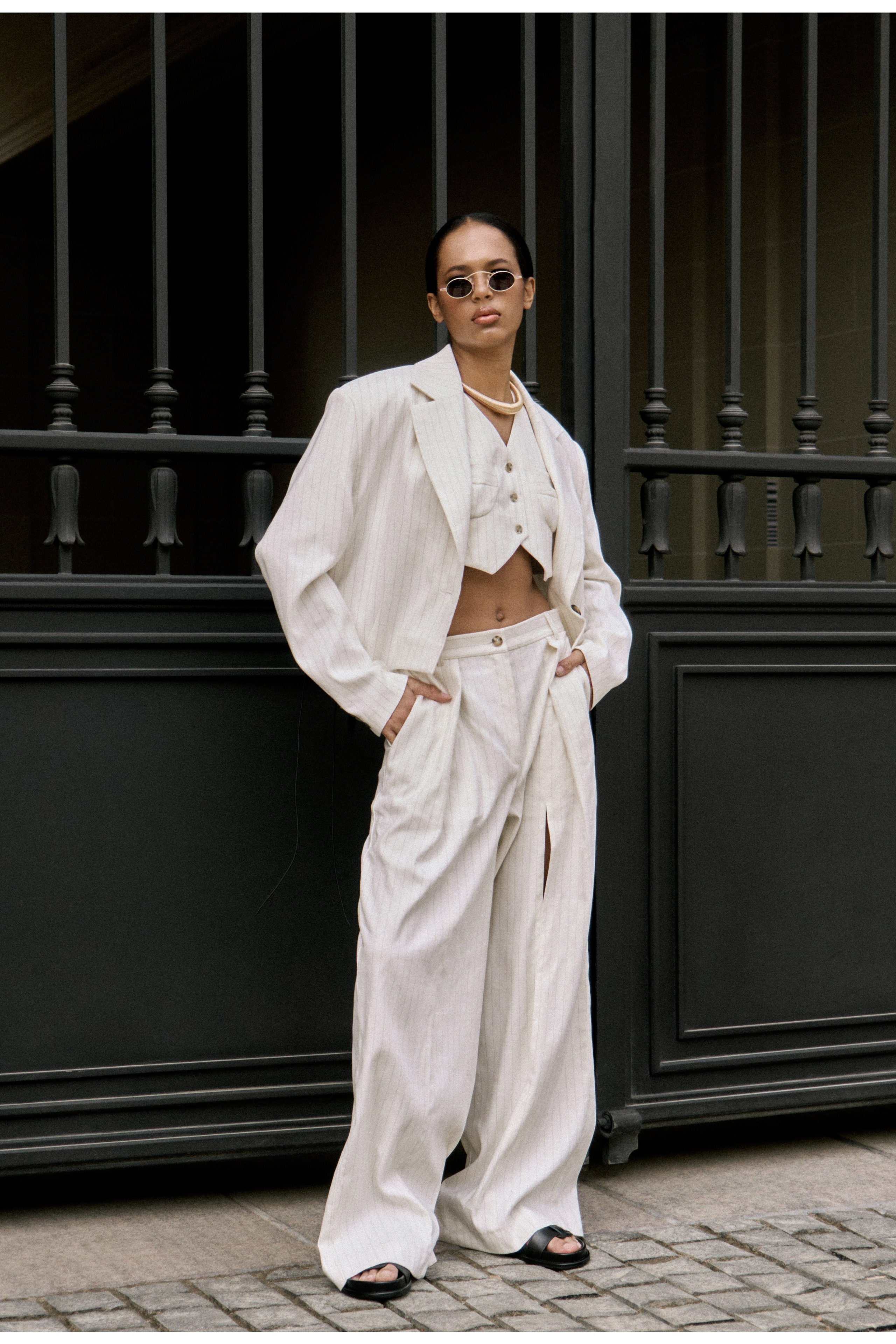 YANA BESFAMILNAYA — lookbook. Фотограф для брендов, моделей и частных клиентов в Москве