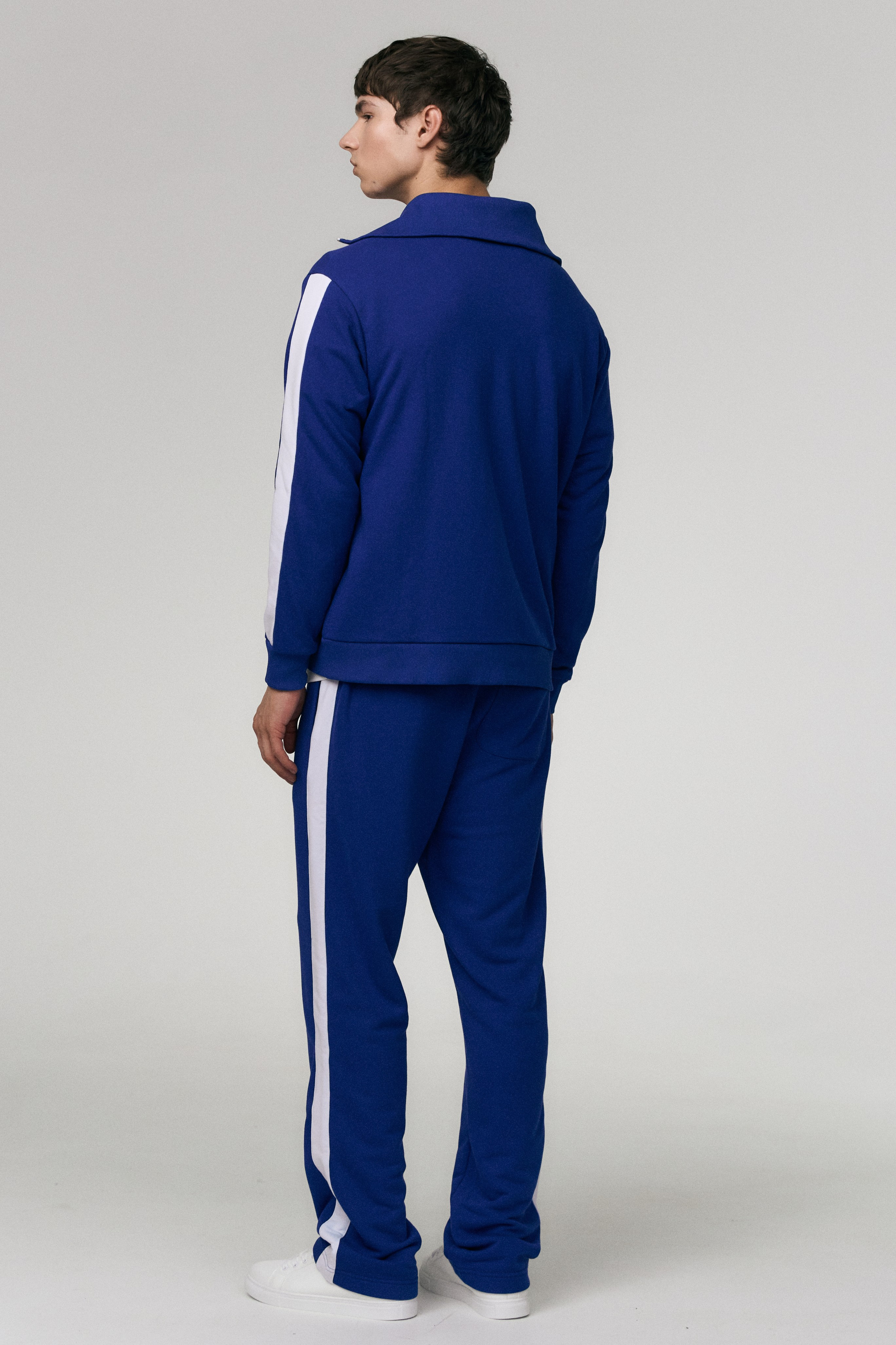 Gourji. Фотограф для брендов, моделей и частных клиентов в Москве