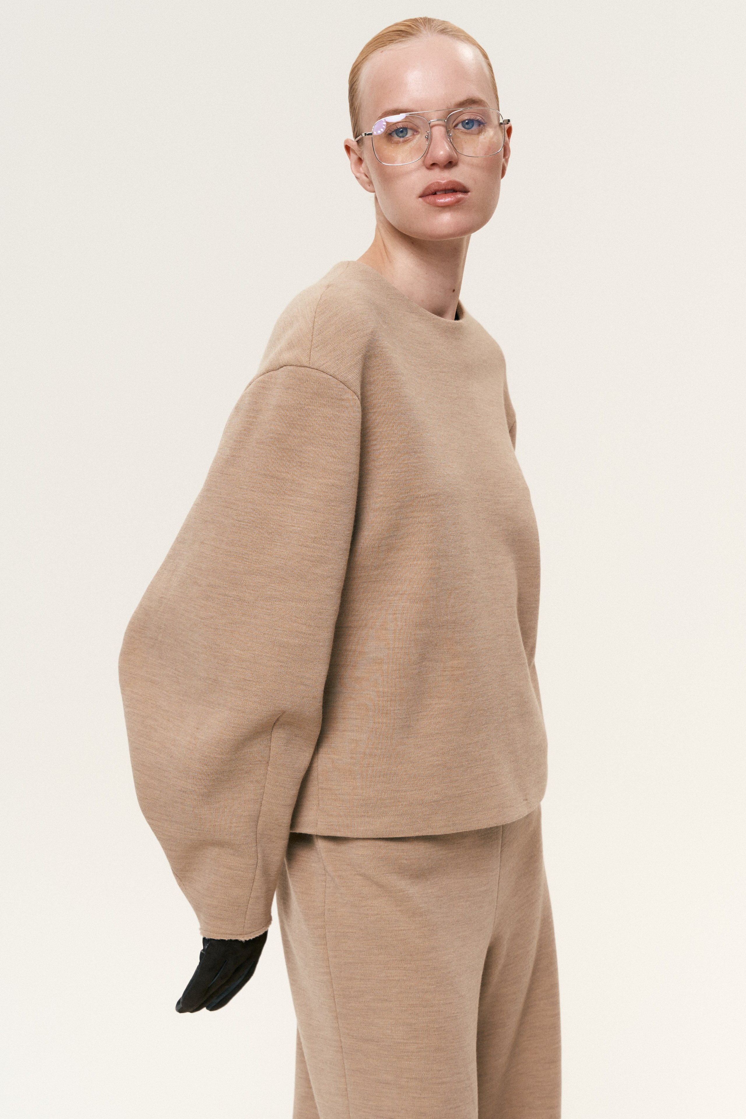 Prostor. Фотограф для брендов, моделей и частных клиентов в Москве