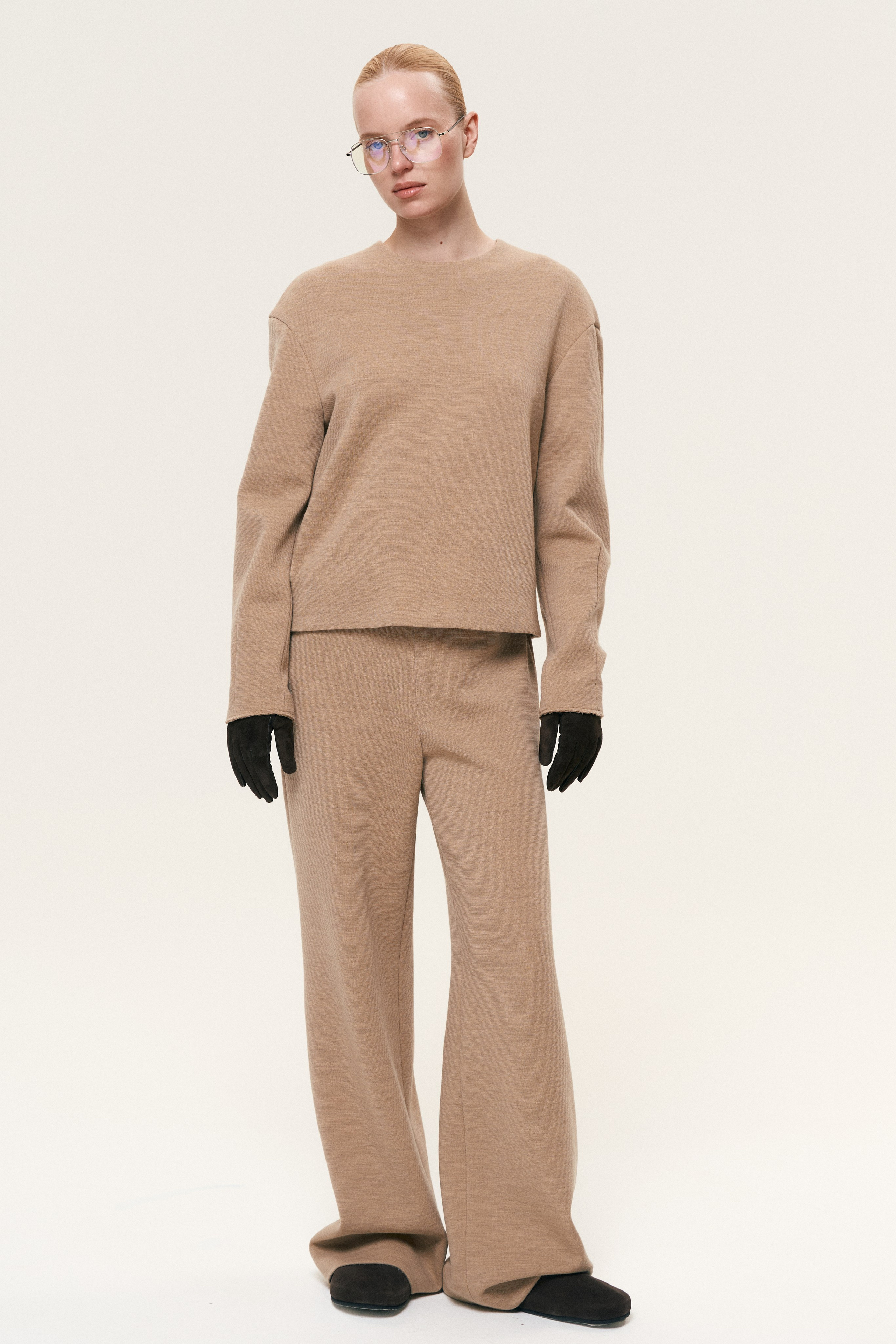 Prostor. Фотограф для брендов, моделей и частных клиентов в Москве