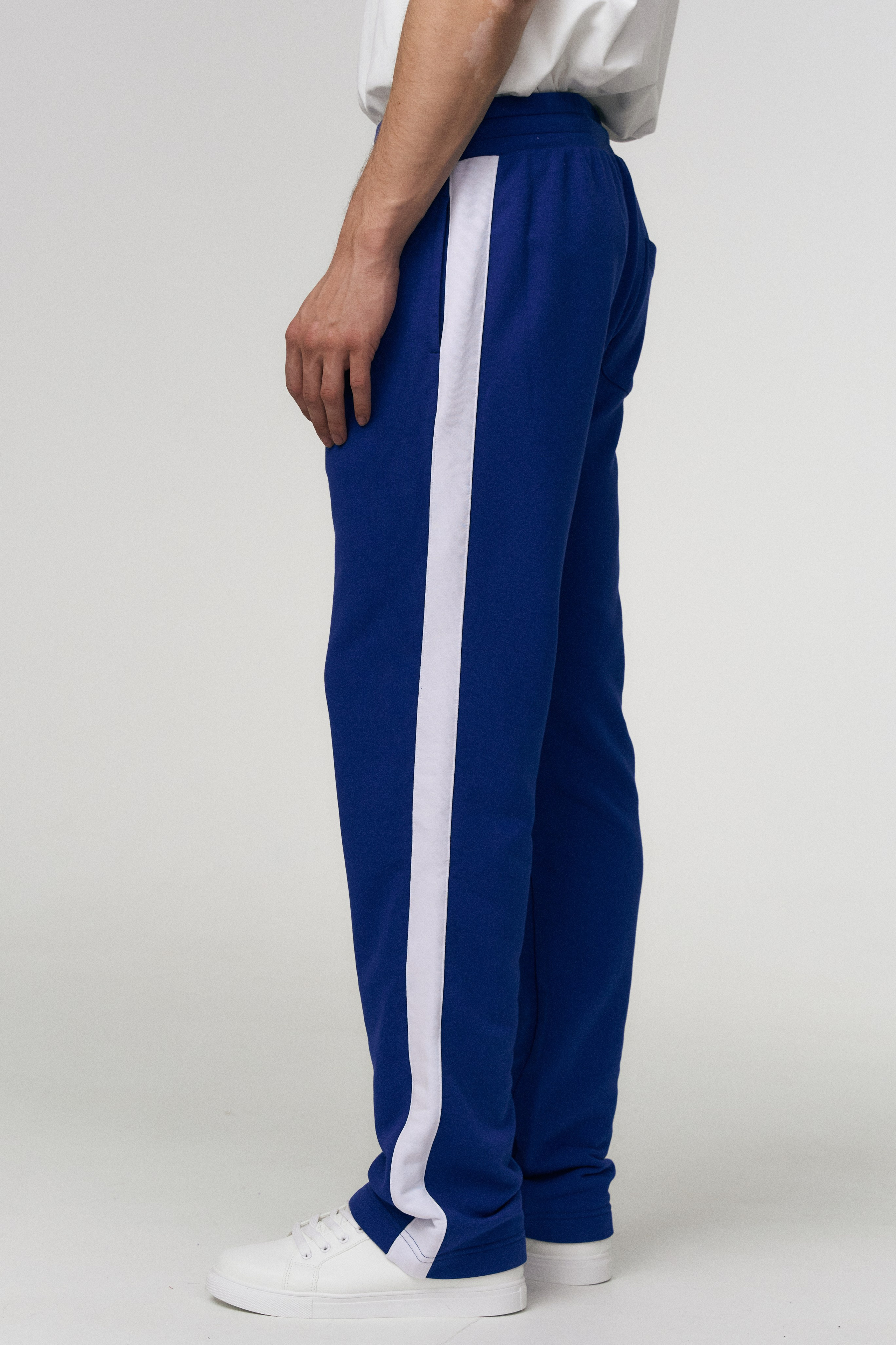 Gourji. Фотограф для брендов, моделей и частных клиентов в Москве