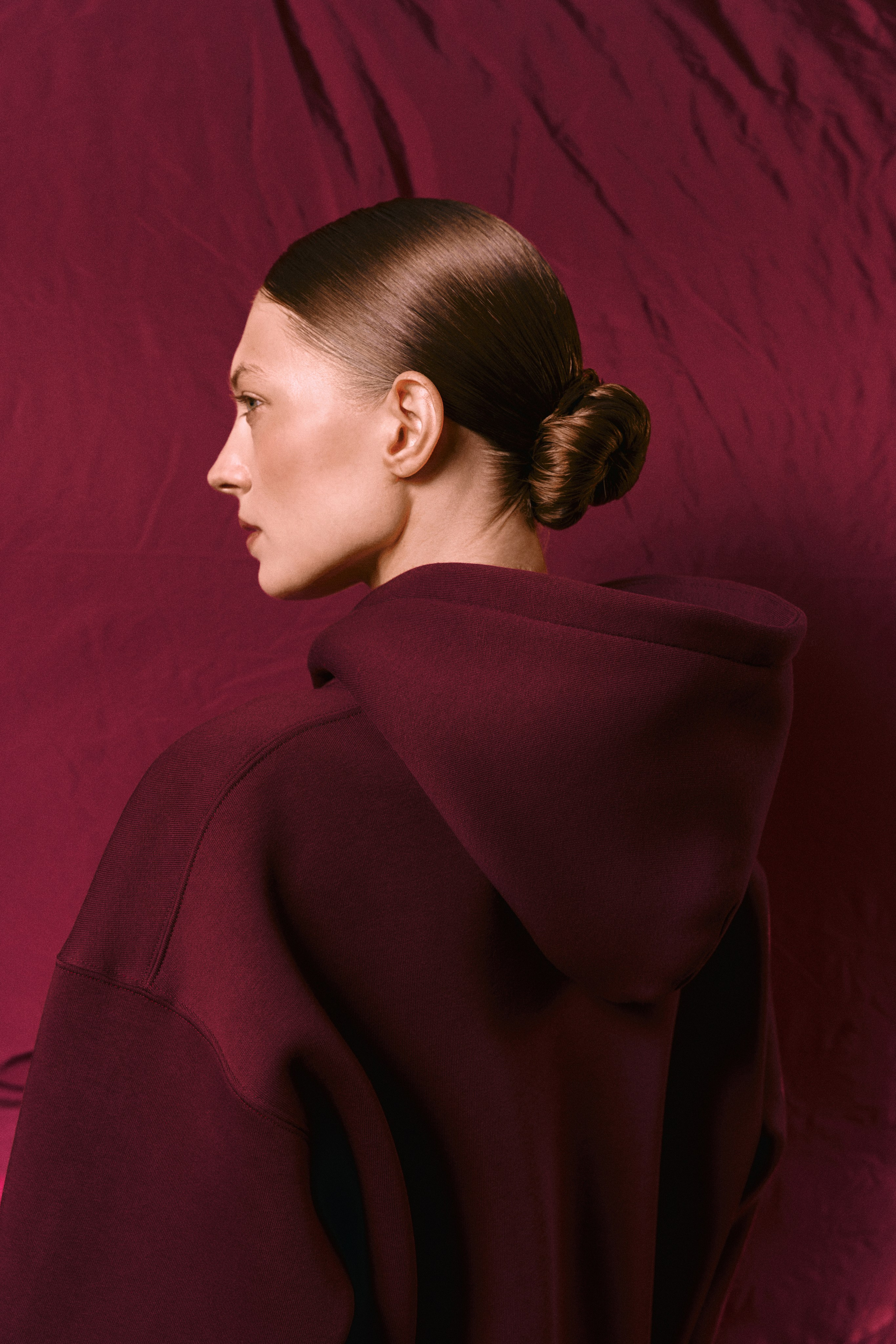 Opora. Фотограф для брендов, моделей и частных клиентов в Москве