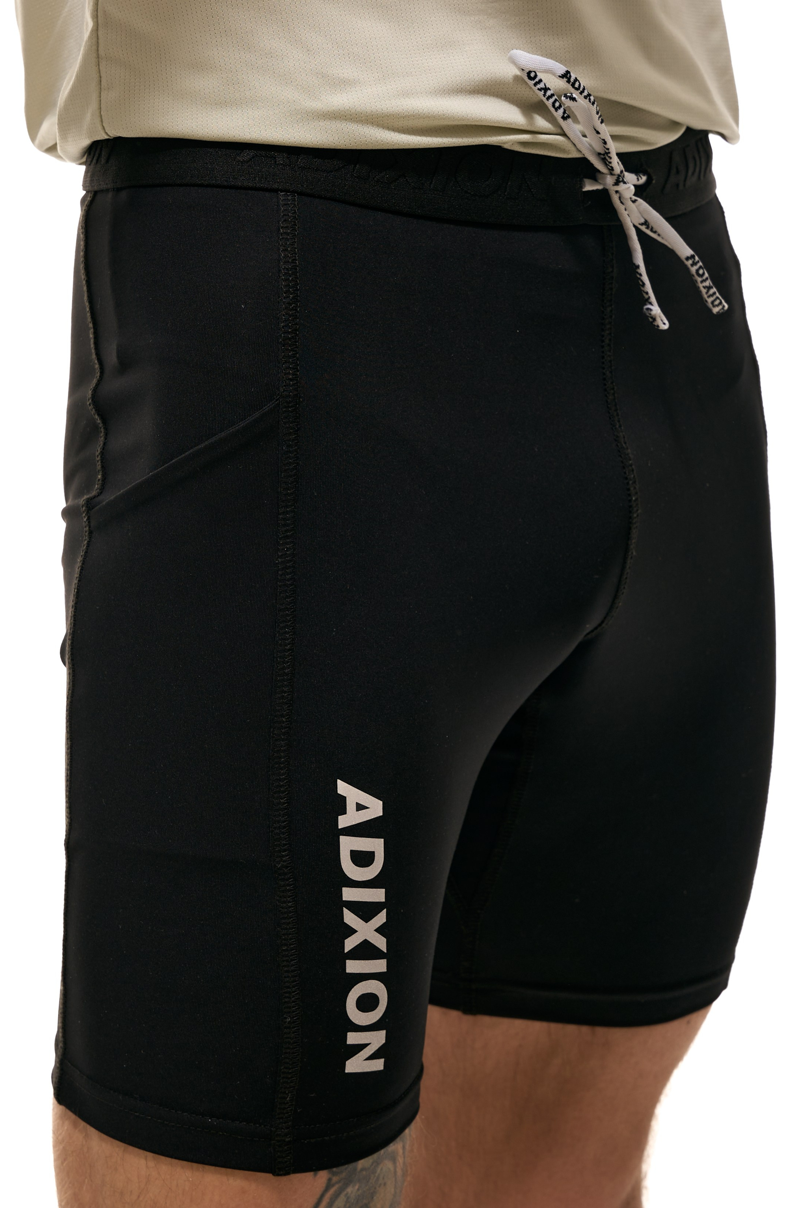 ADIXION — каталог. Фотограф для брендов, моделей и частных клиентов в Москве