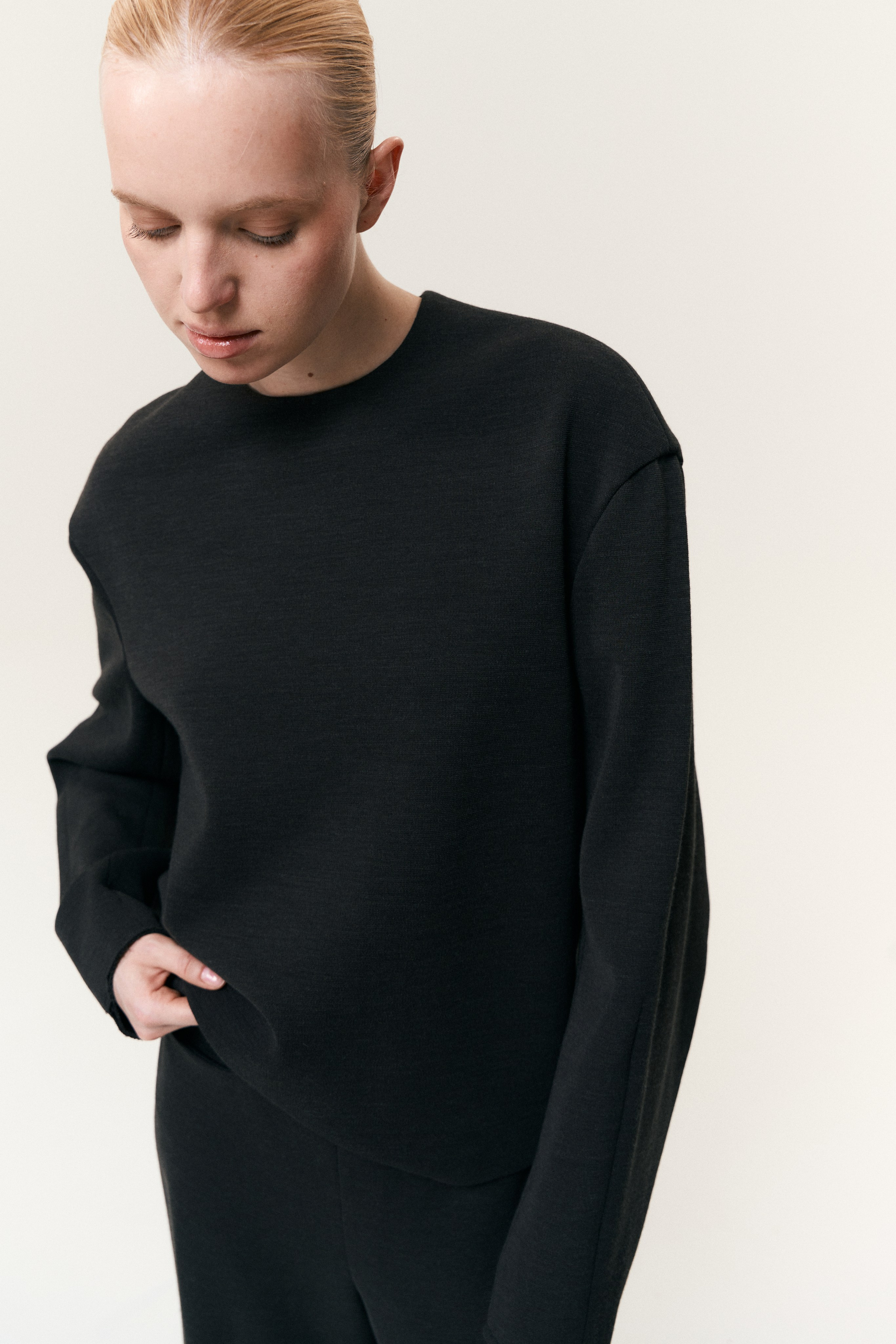 Prostor. Фотограф для брендов, моделей и частных клиентов в Москве