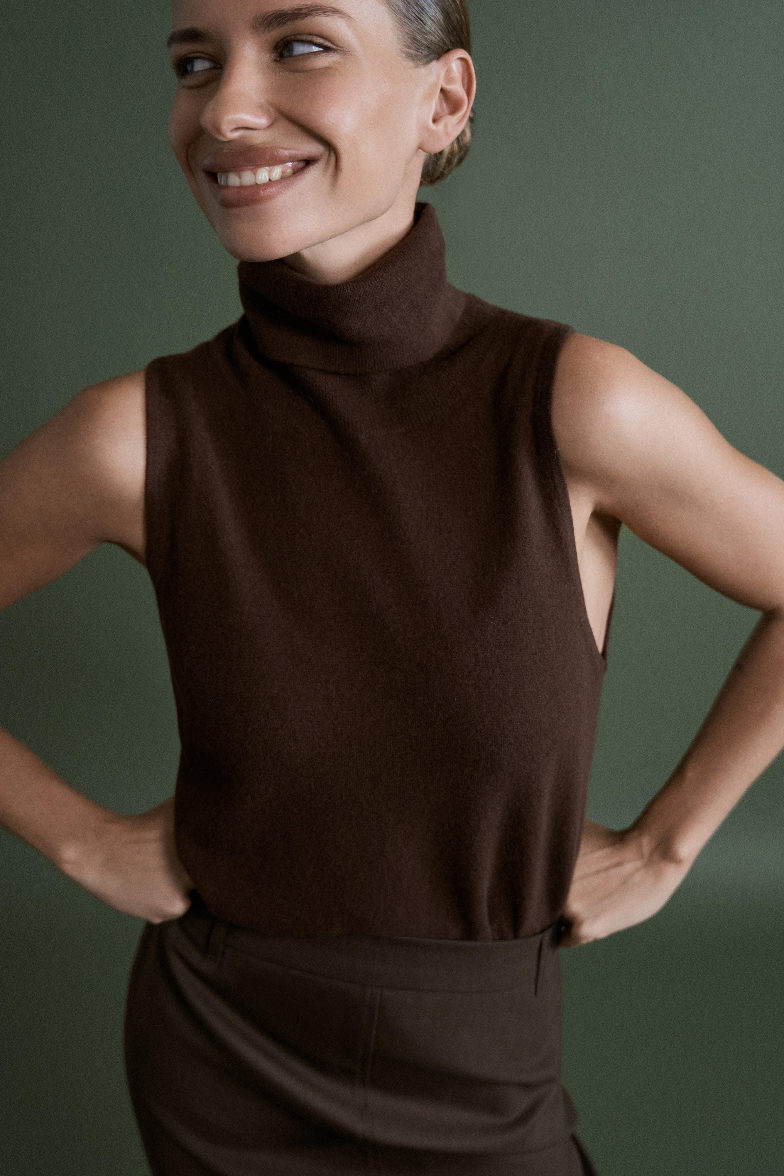 NEXTDORE. Фотограф для брендов, моделей и частных клиентов в Москве