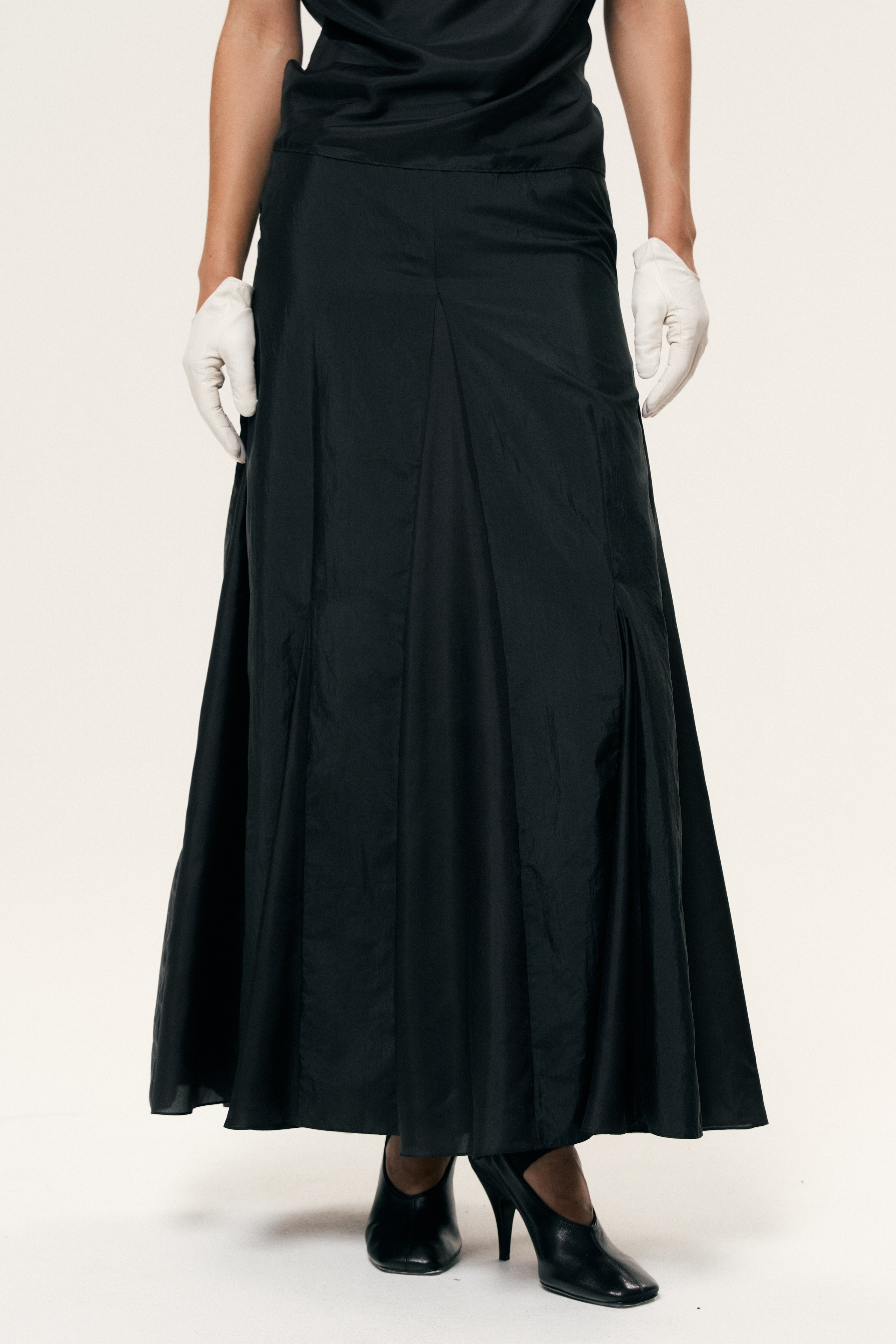 Prostor. Фотограф для брендов, моделей и частных клиентов в Москве