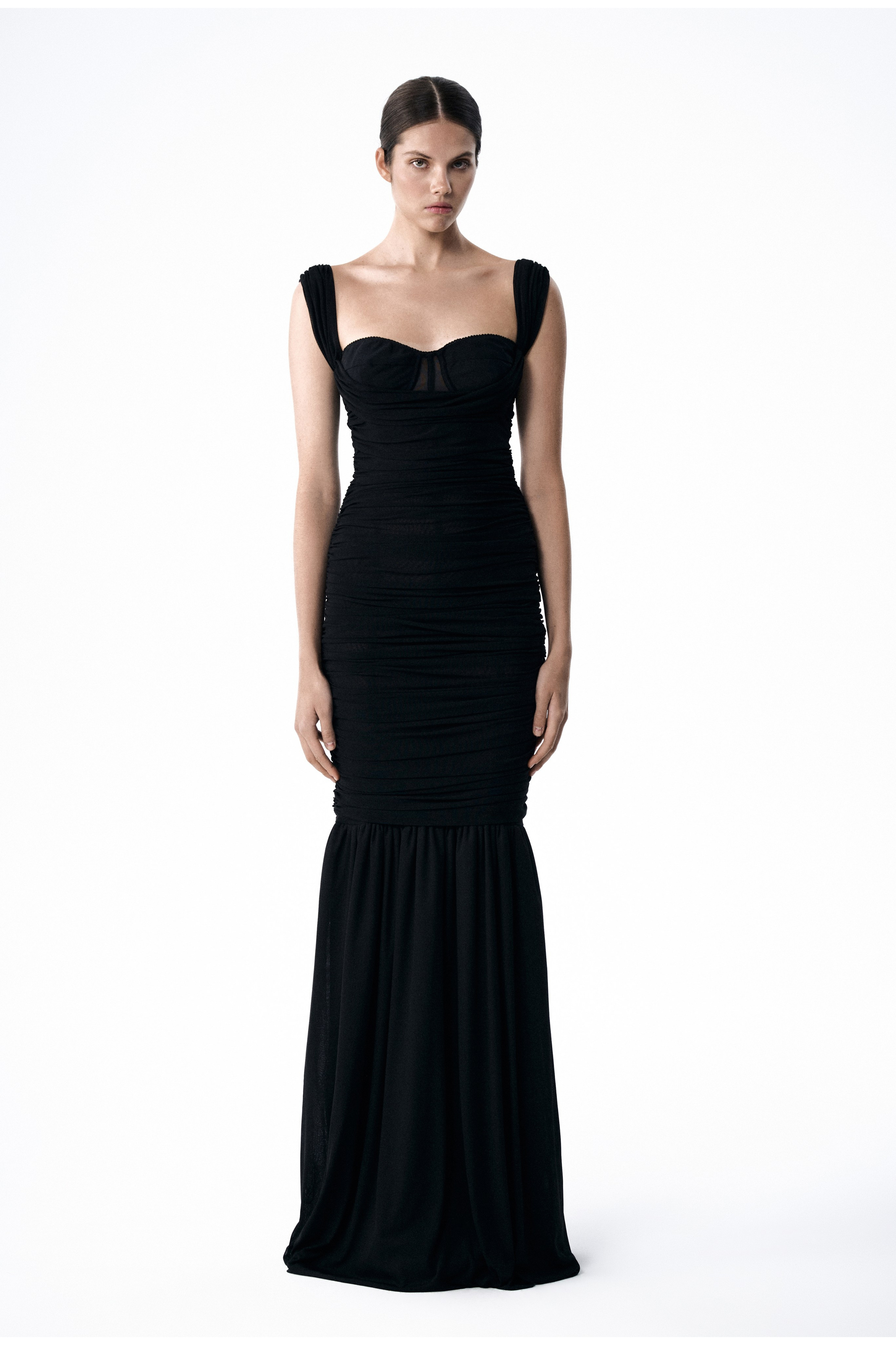 MME. Фотограф для брендов, моделей и частных клиентов в Москве