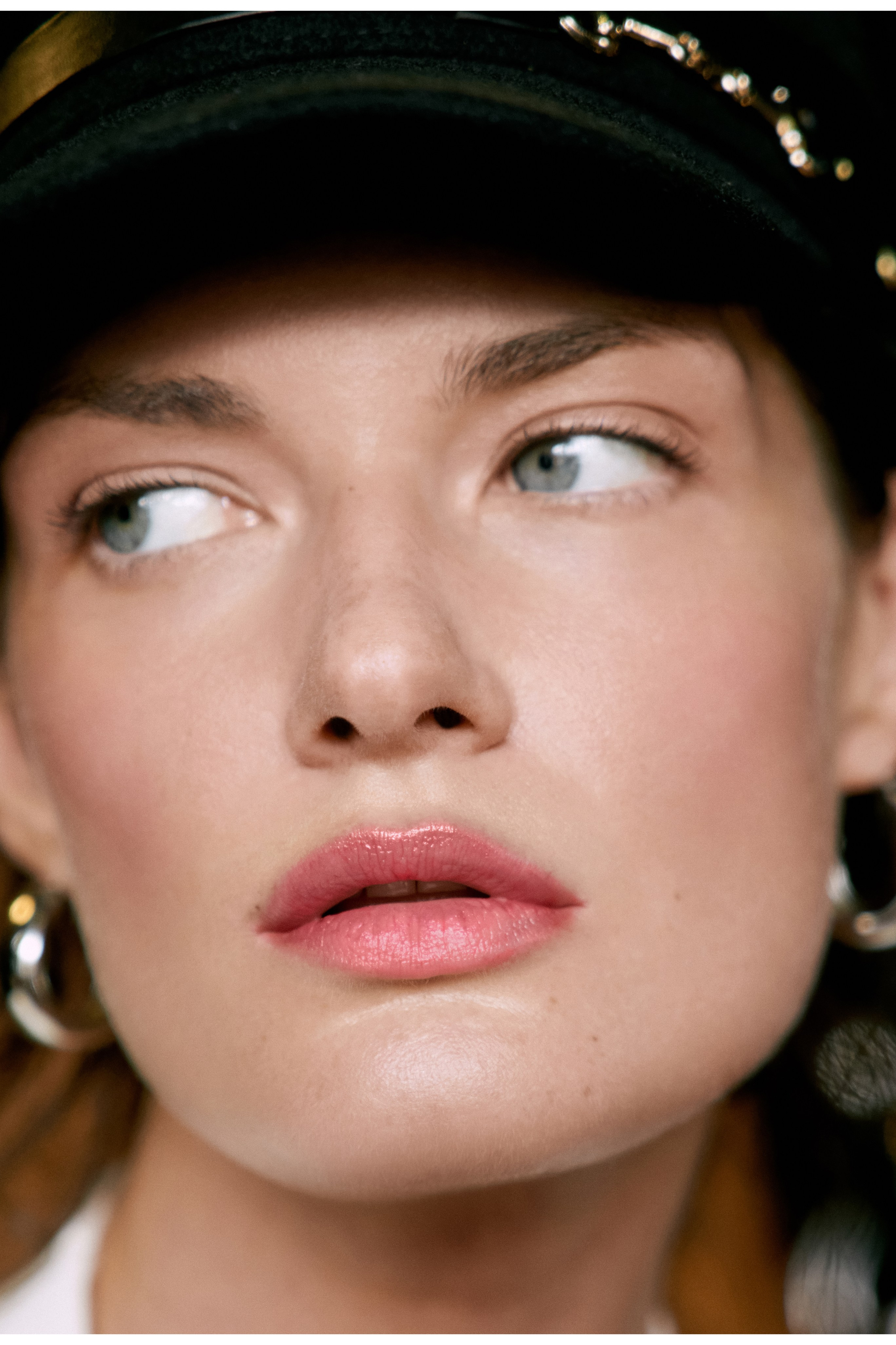 HORSE. Фотограф для брендов, моделей и частных клиентов в Москве