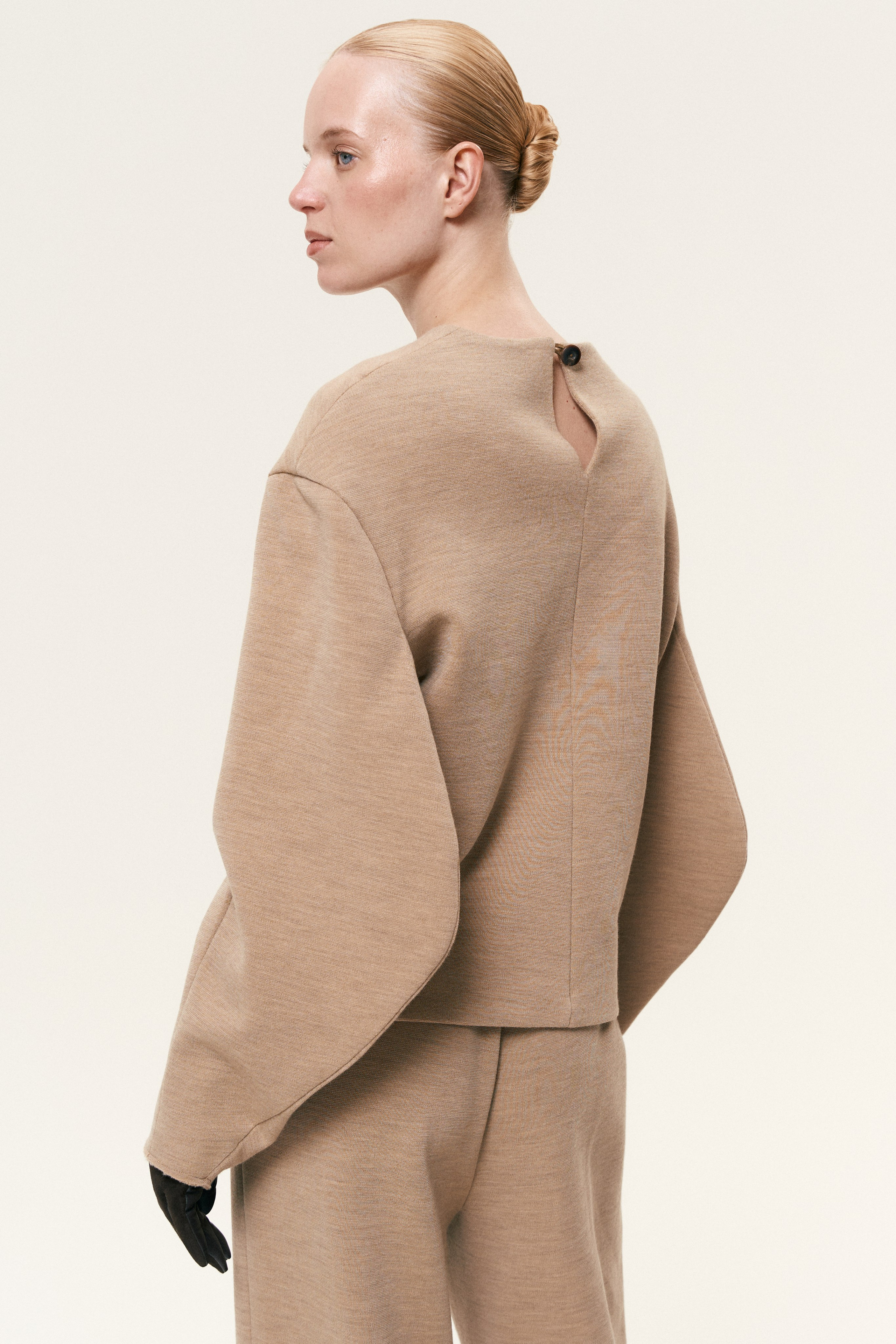 Prostor. Фотограф для брендов, моделей и частных клиентов в Москве