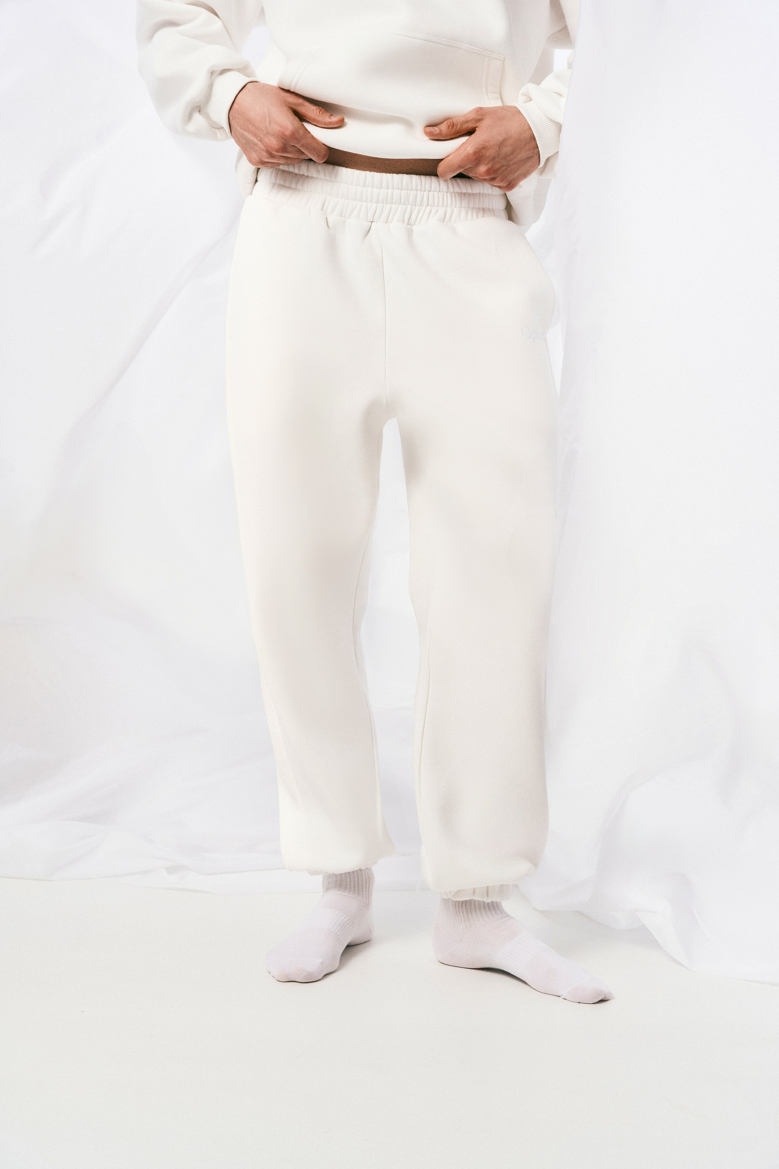 Opora. Фотограф для брендов, моделей и частных клиентов в Москве