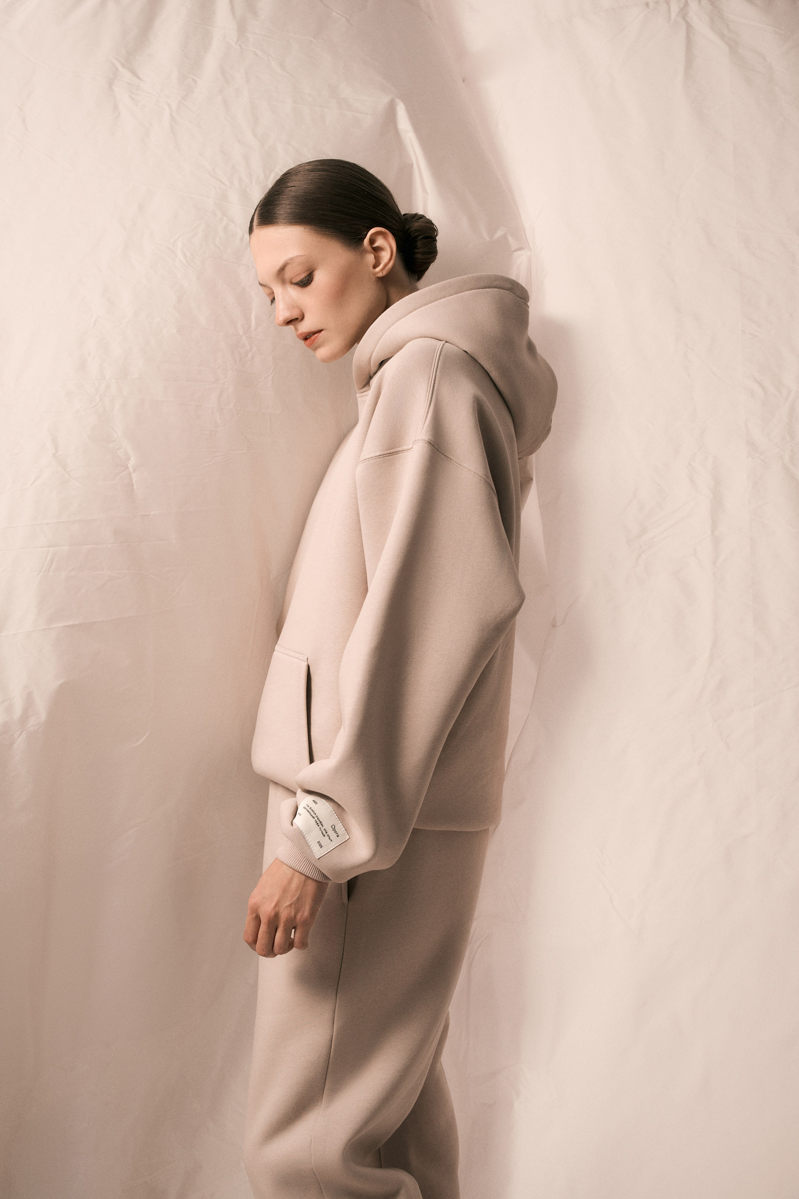 Opora. Фотограф для брендов, моделей и частных клиентов в Москве