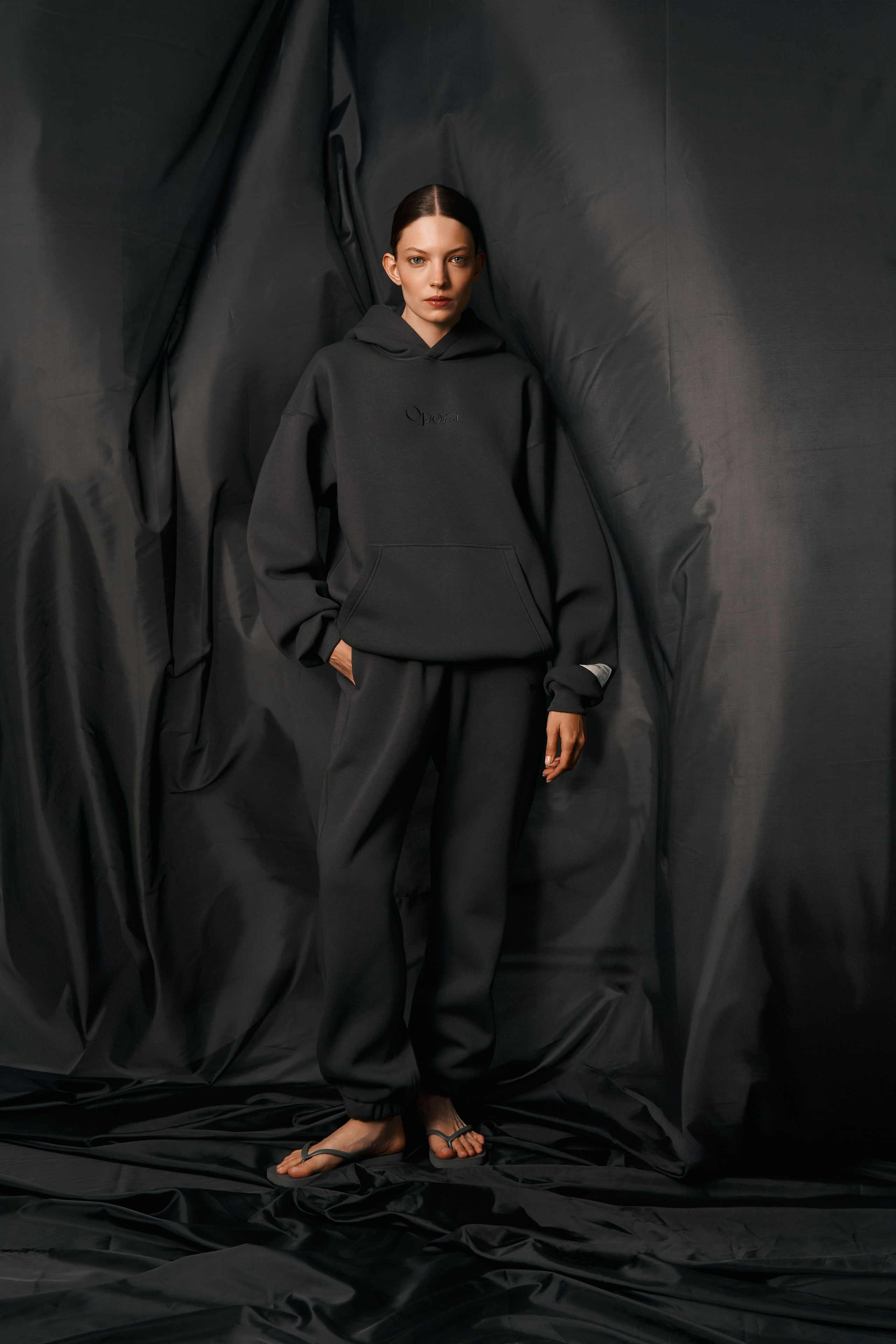 Opora. Фотограф для брендов, моделей и частных клиентов в Москве