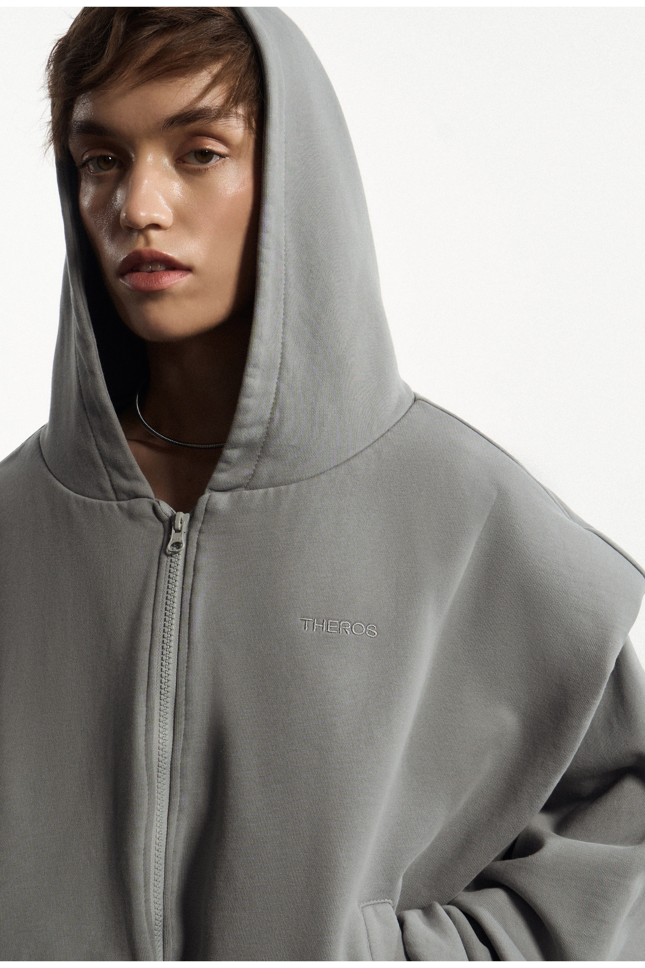 THEROS — catalog. Фотограф для брендов, моделей и частных клиентов в Москве