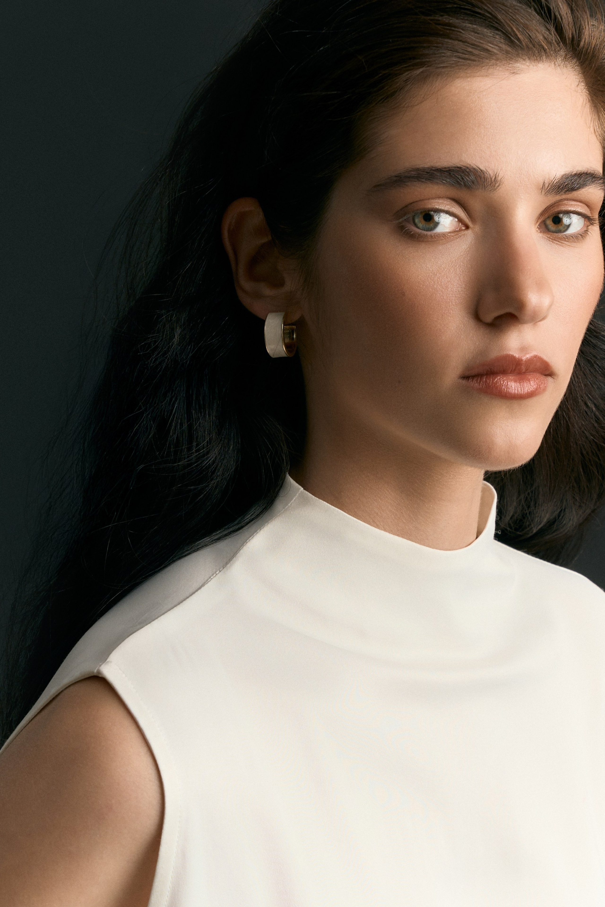 Veter. Фотограф для брендов, моделей и частных клиентов в Москве